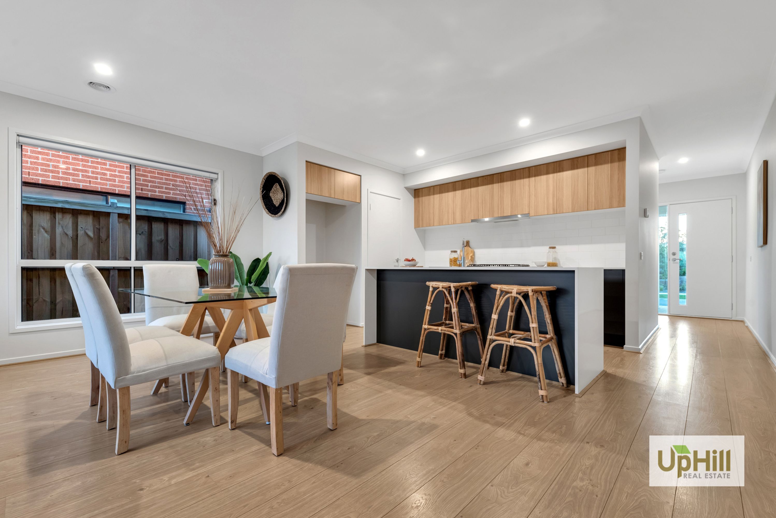 6 Clamoroso Drive, Clyde North - Thumbnail 8