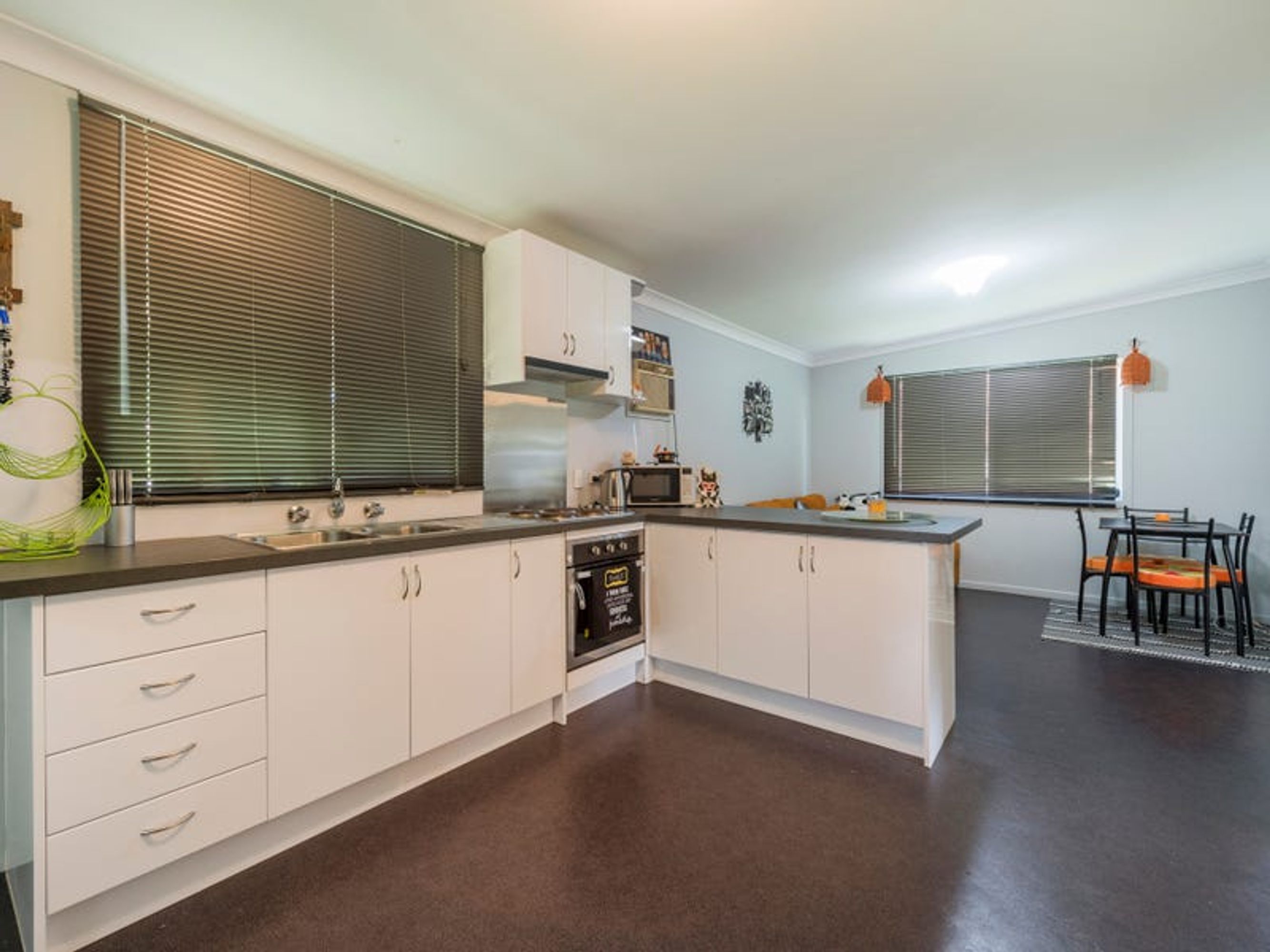 348 Powell Street, Grafton - Thumbnail 3