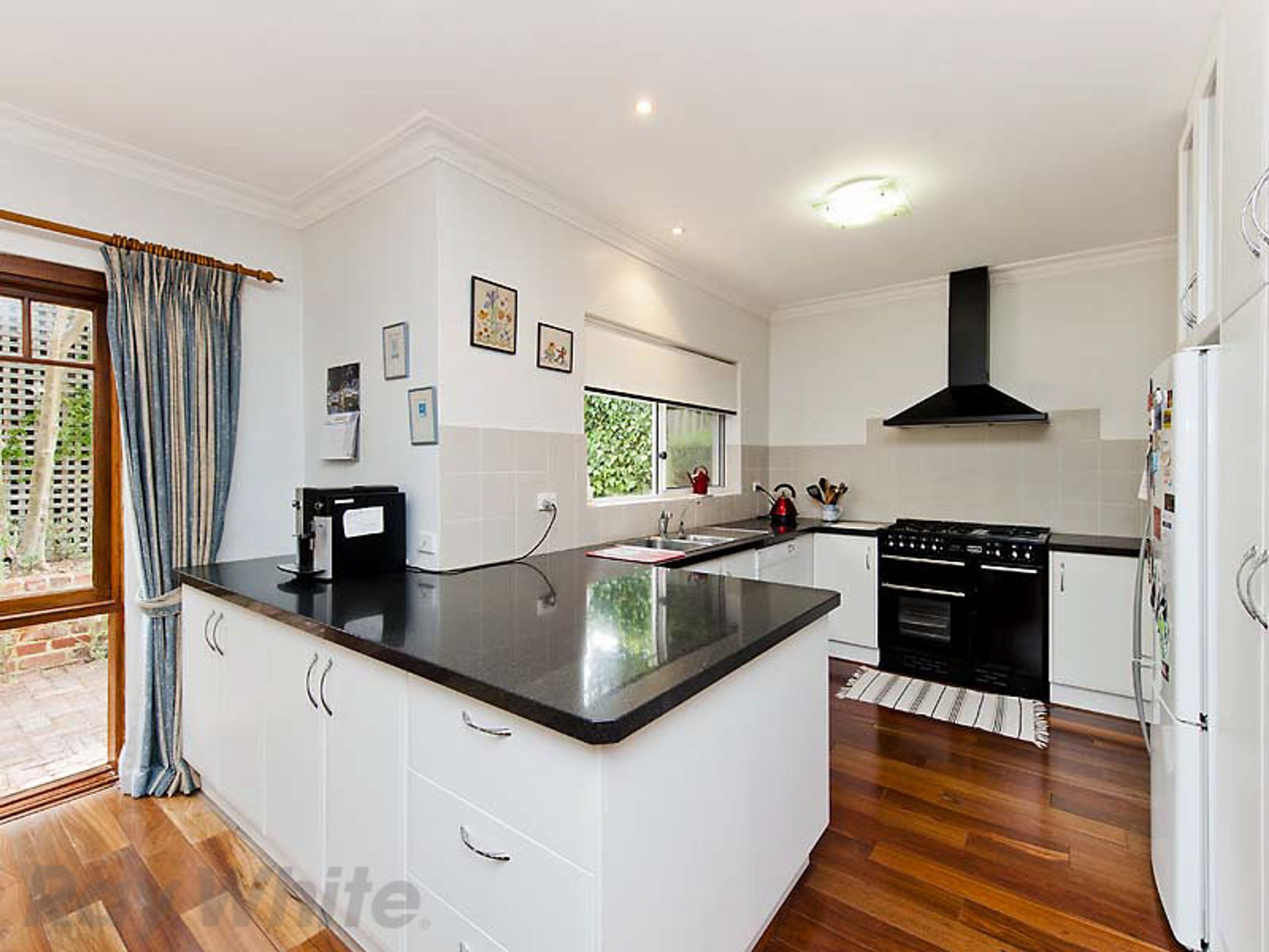 26 Waverley Street, Shenton Park, WA 6008, Shenton Park - Thumbnail 7