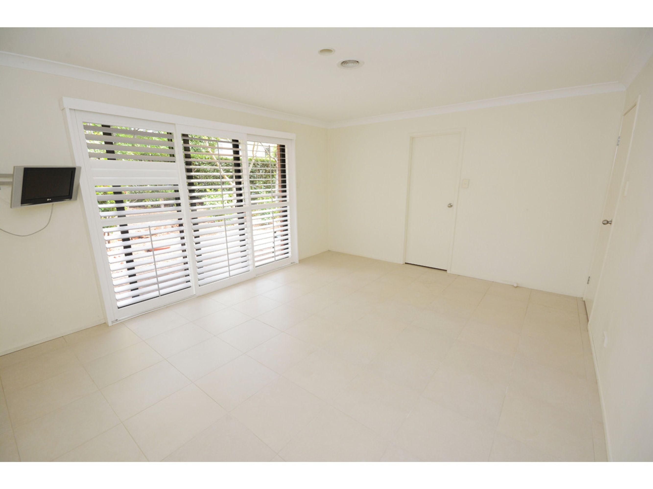 23 Seiberi Close, Blackheath - Thumbnail 8
