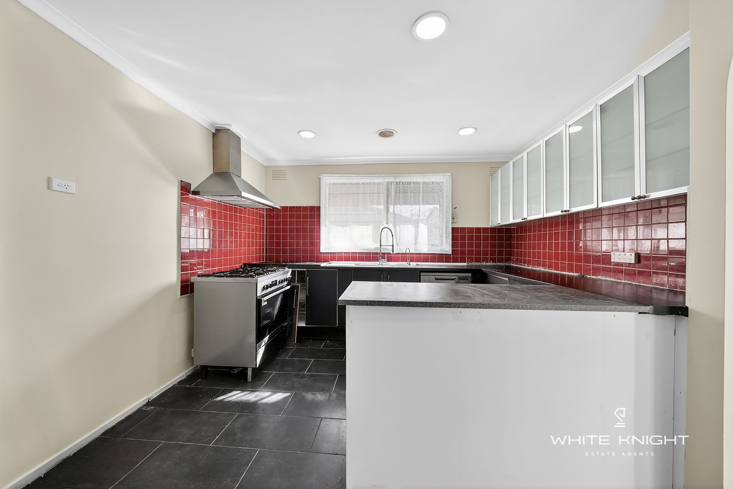 1/62 Atheldene Drive, St Albans VIC 3021, St Albans - Thumbnail 2