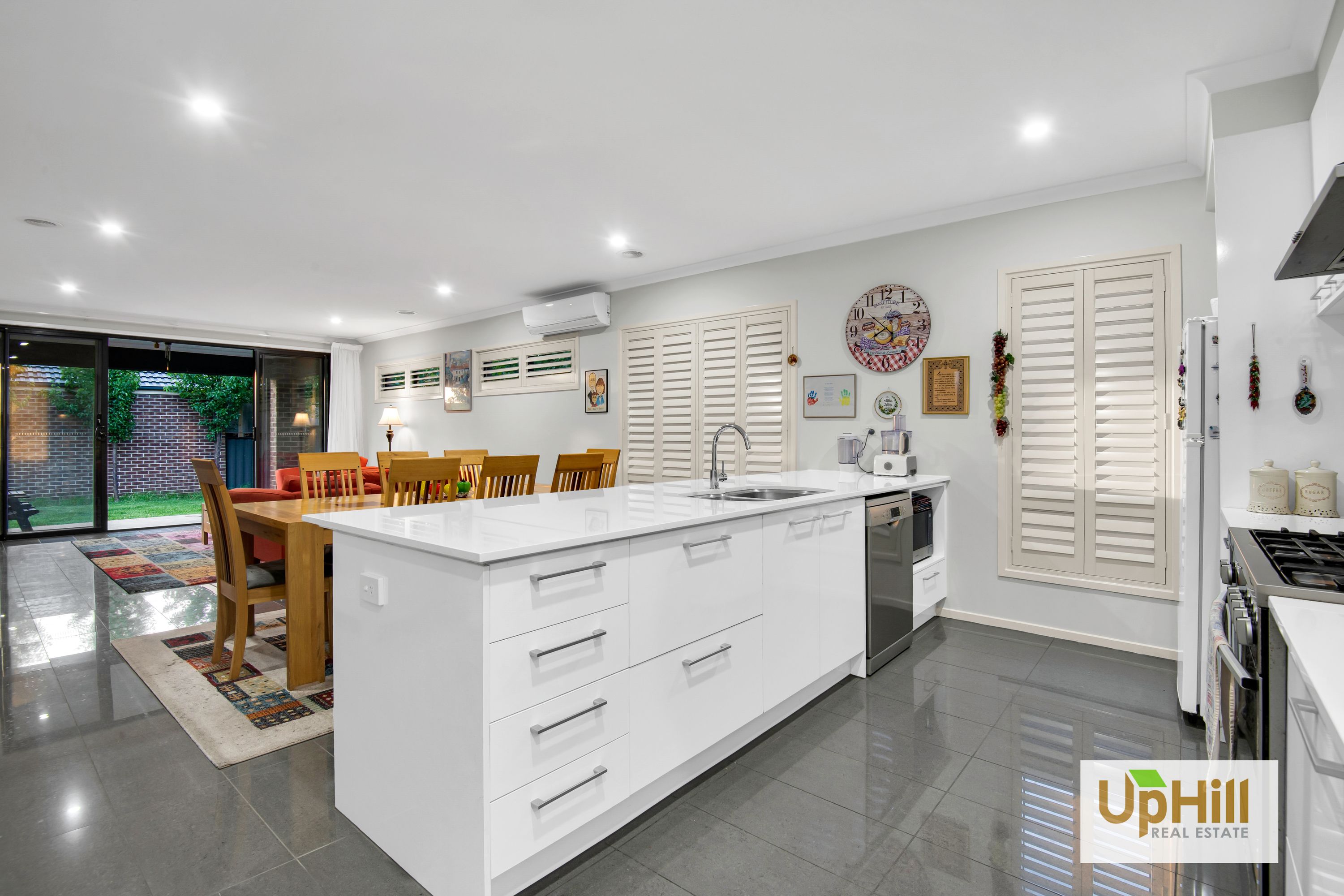 20 Forest Drive, Clyde North - Thumbnail 5