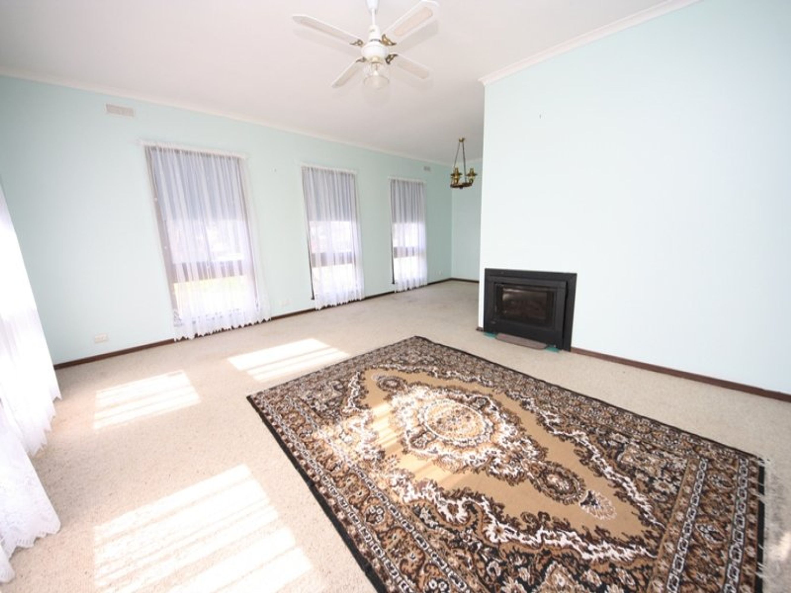 9 Queen Street, Horsham VIC 3400, Horsham - Thumbnail 2