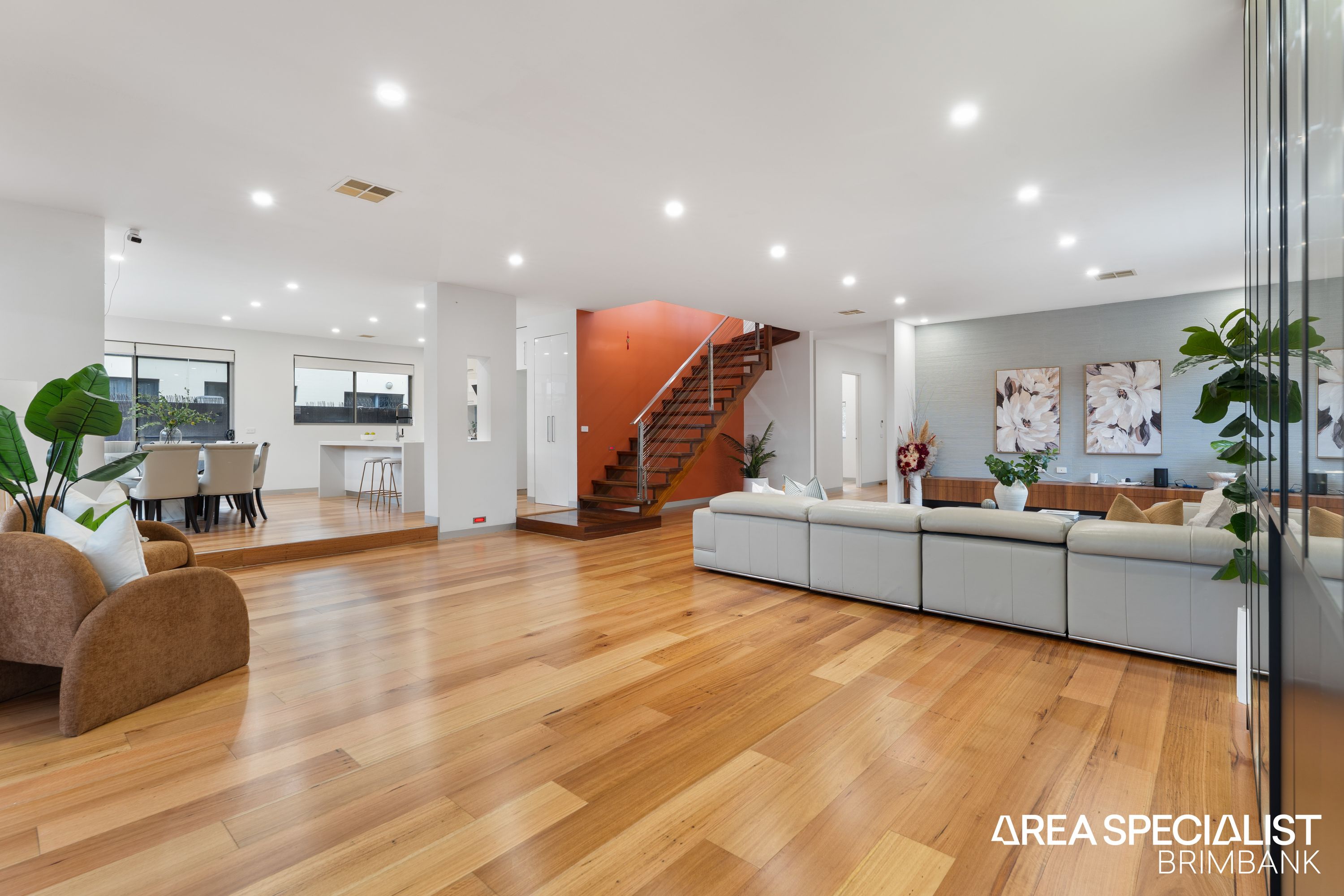 18 Clarian Street, Cairnlea, Cairnlea - Thumbnail 7