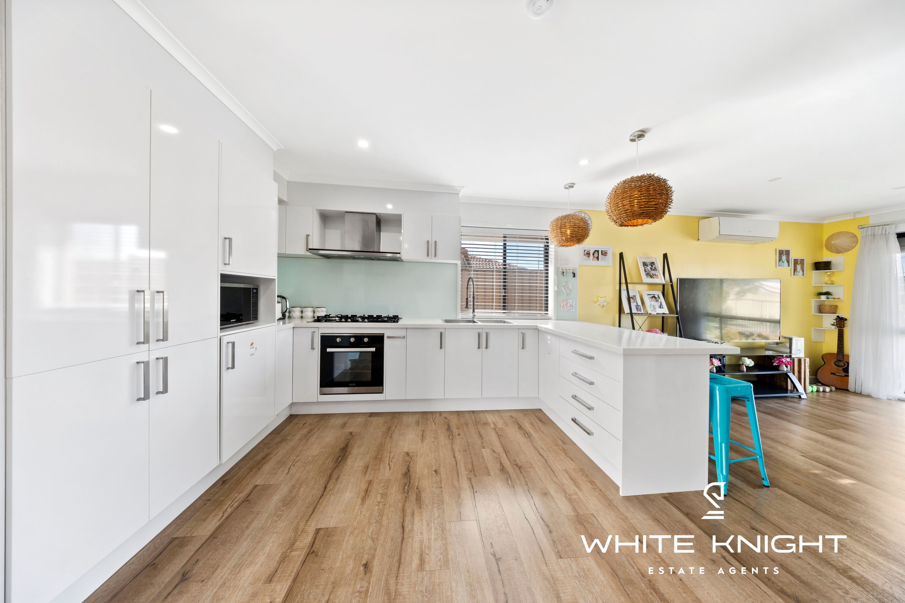 10 Shepherds Grove, Kings Park VIC 3021, Kings Park - Thumbnail 3