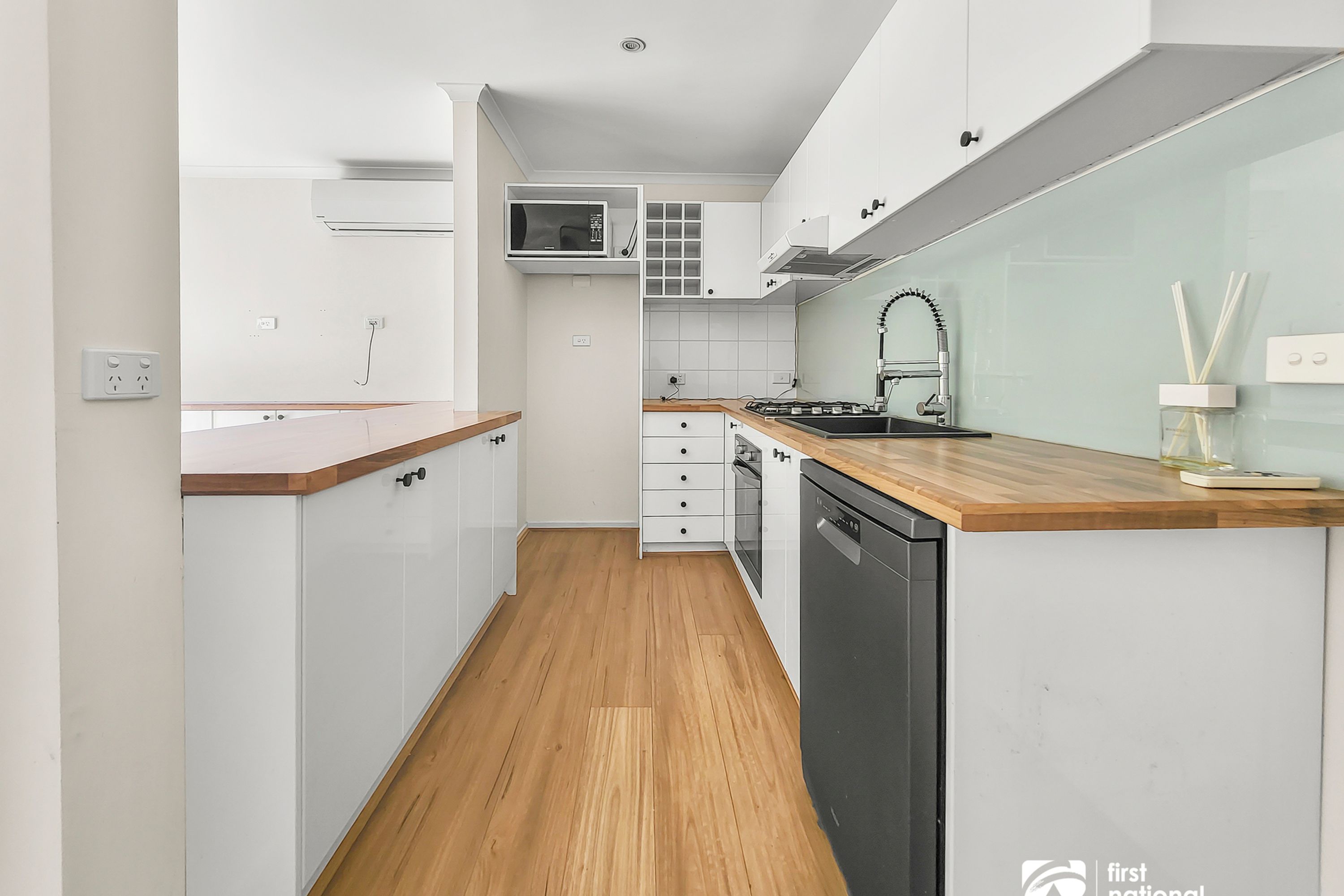 24/23 Cambridge Street, Box Hill - Thumbnail 4
