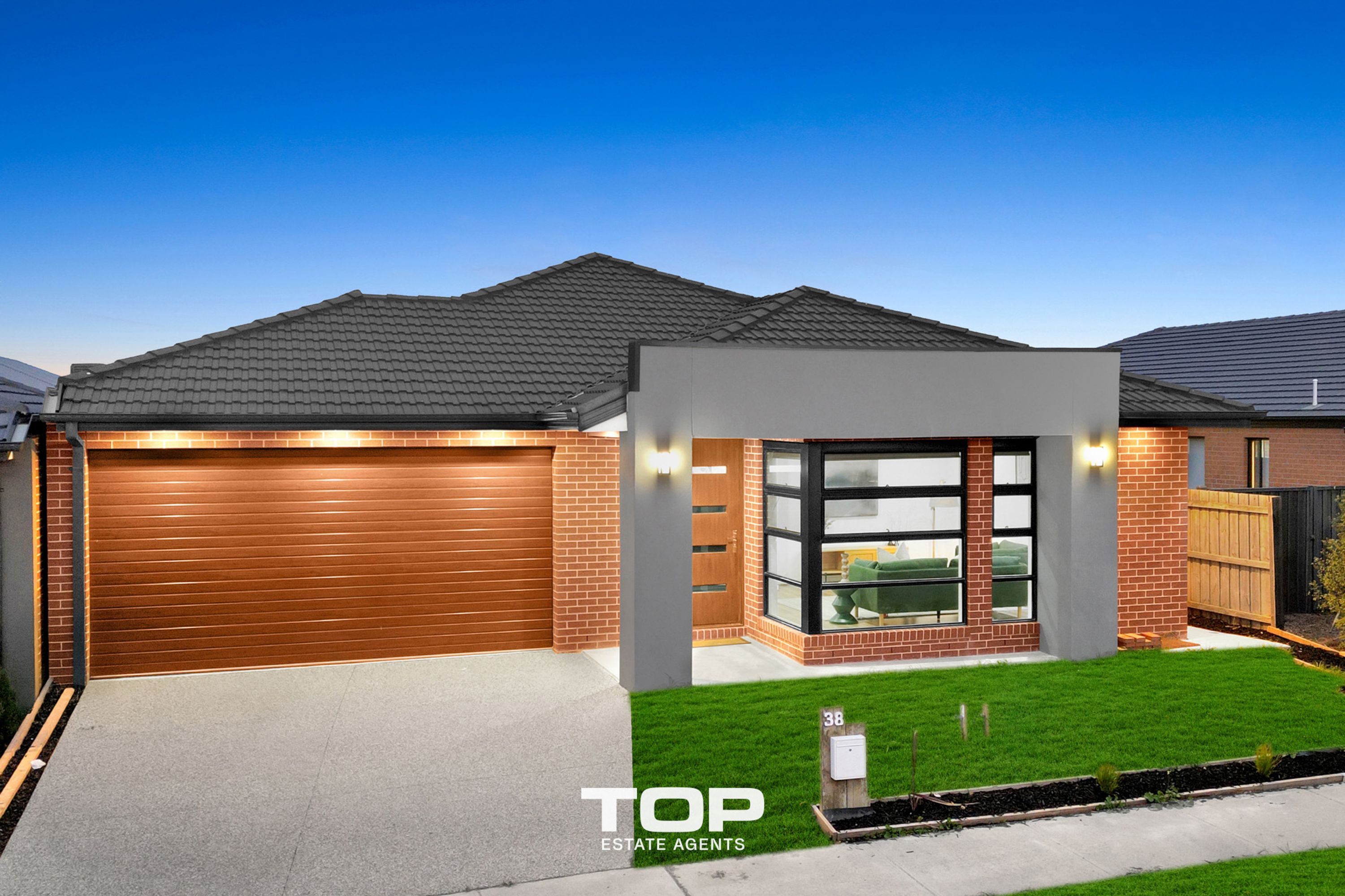 38 Bernardins St, Clyde North - Thumbnail 3
