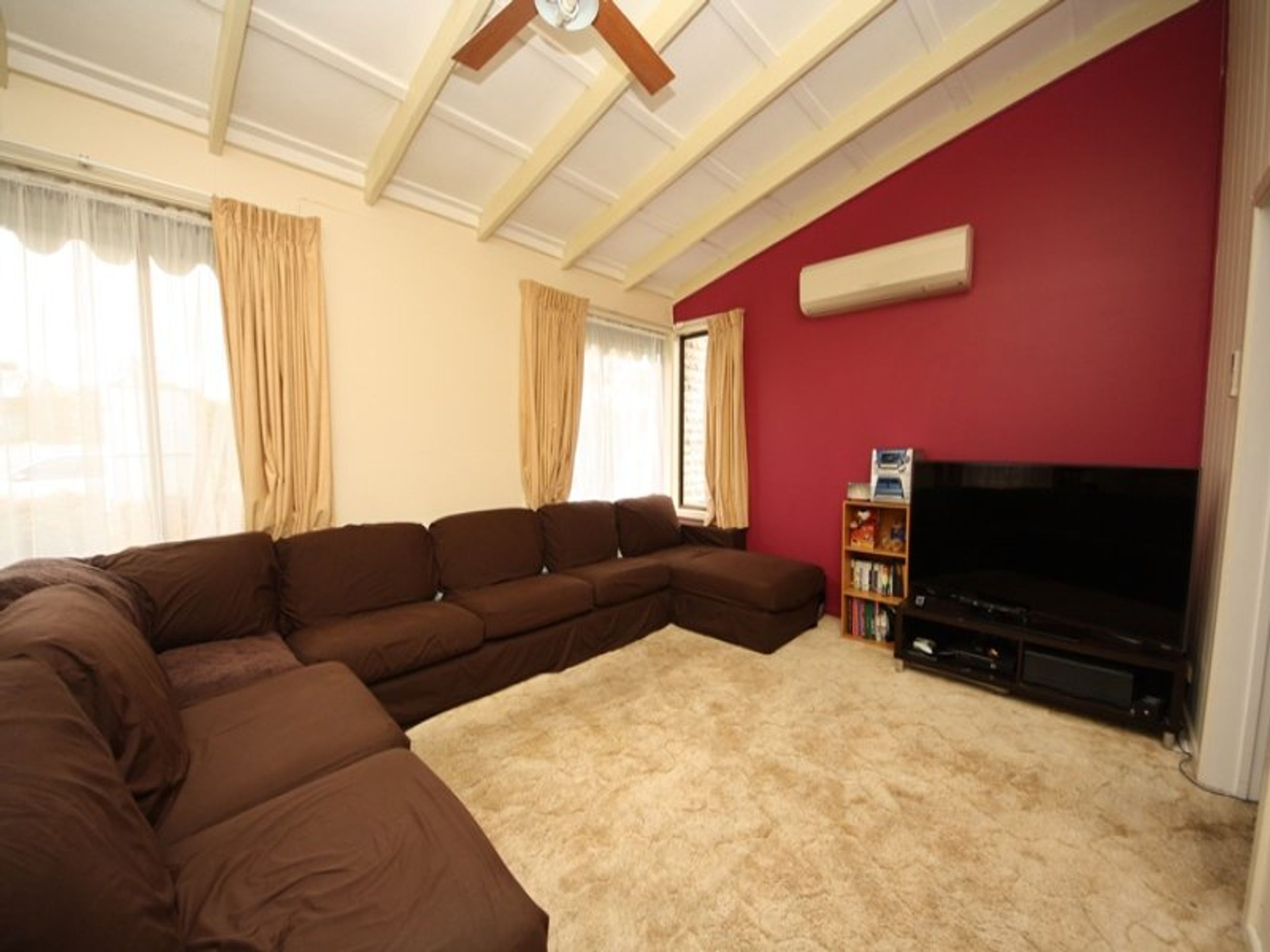 4 Austin Street, Horsham VIC 3400, Horsham - Thumbnail 4