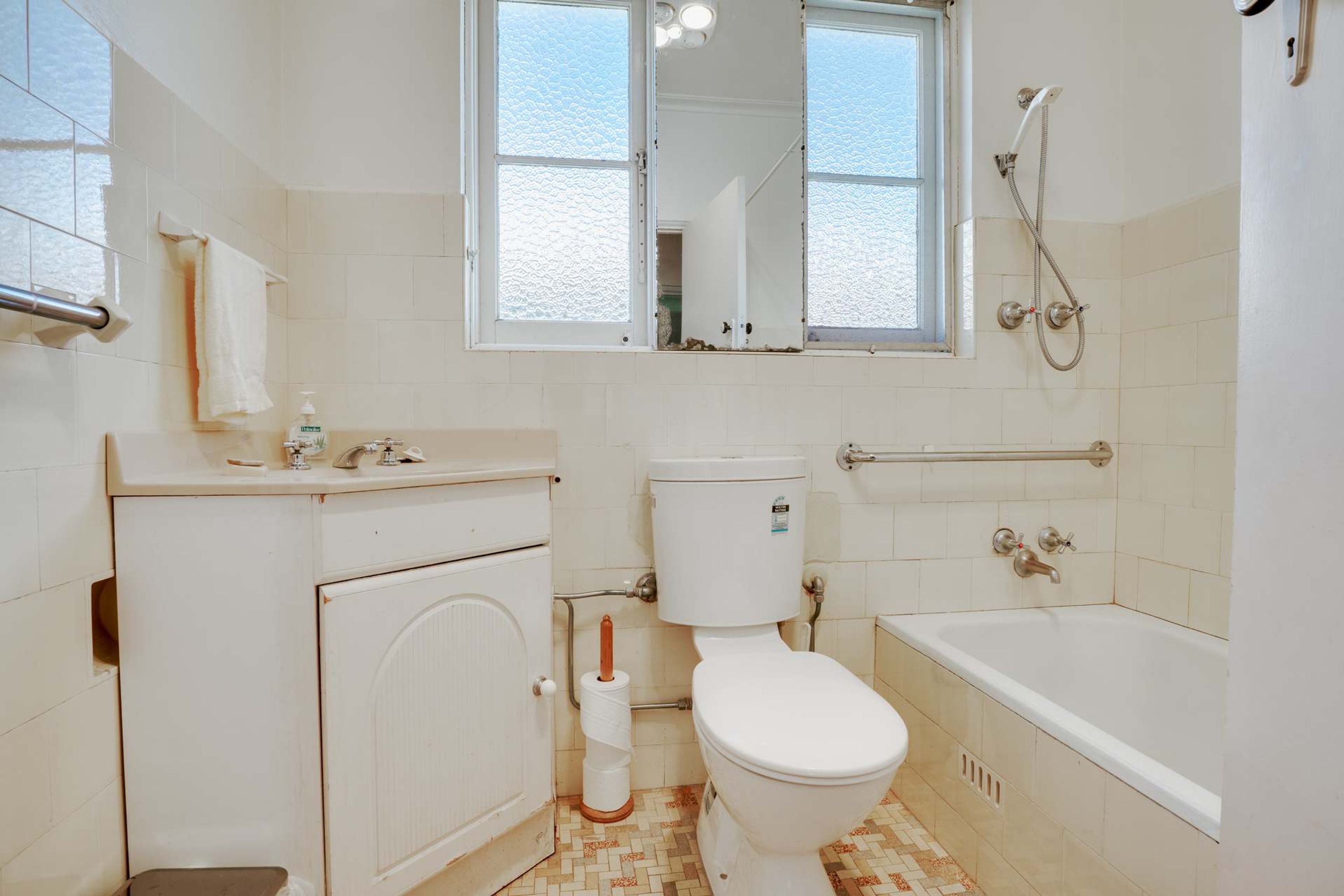 8 Kurrawan Road, Katoomba - Thumbnail 8