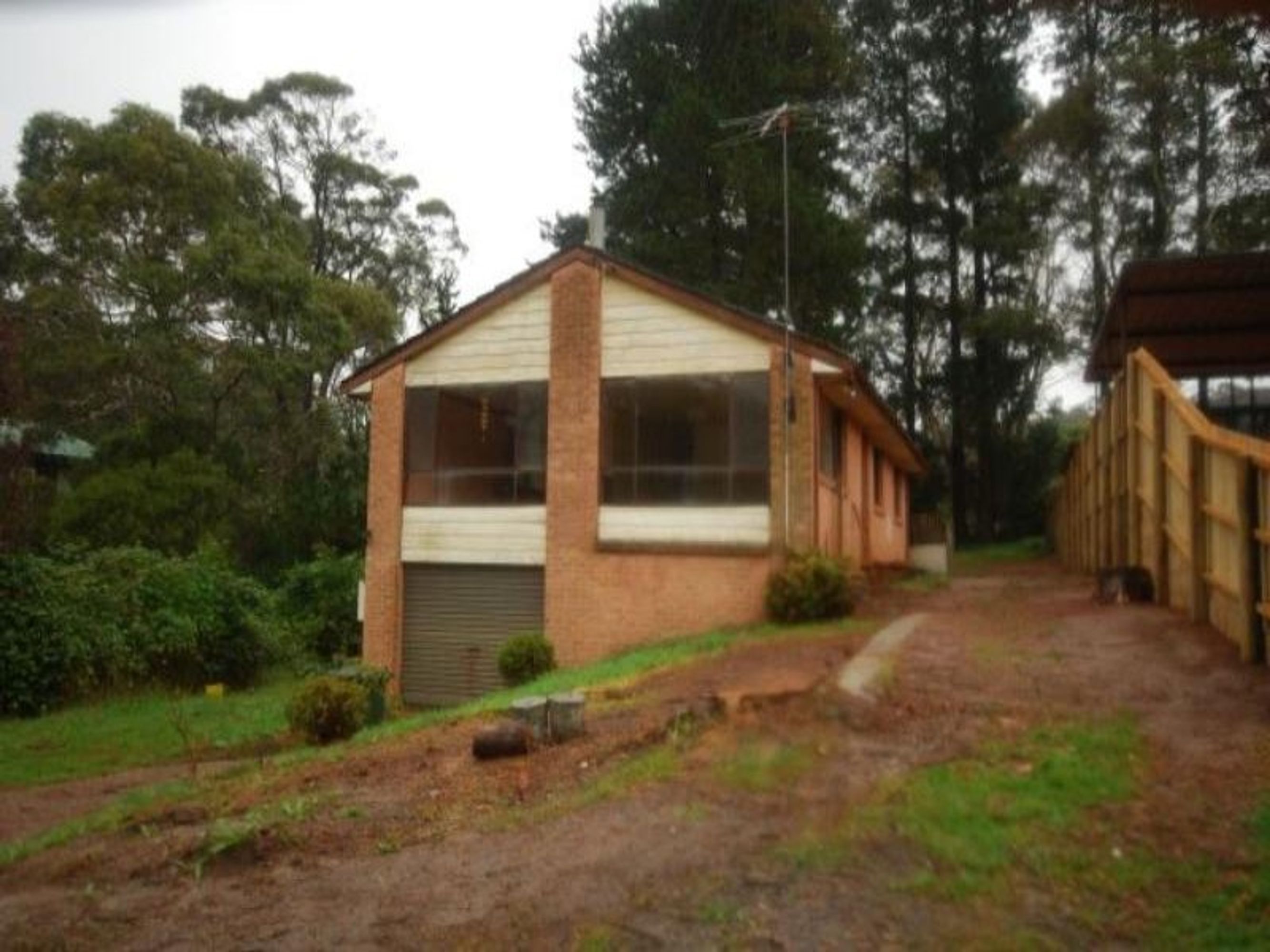 5 Peckmans Rd, Katoomba - Image 1