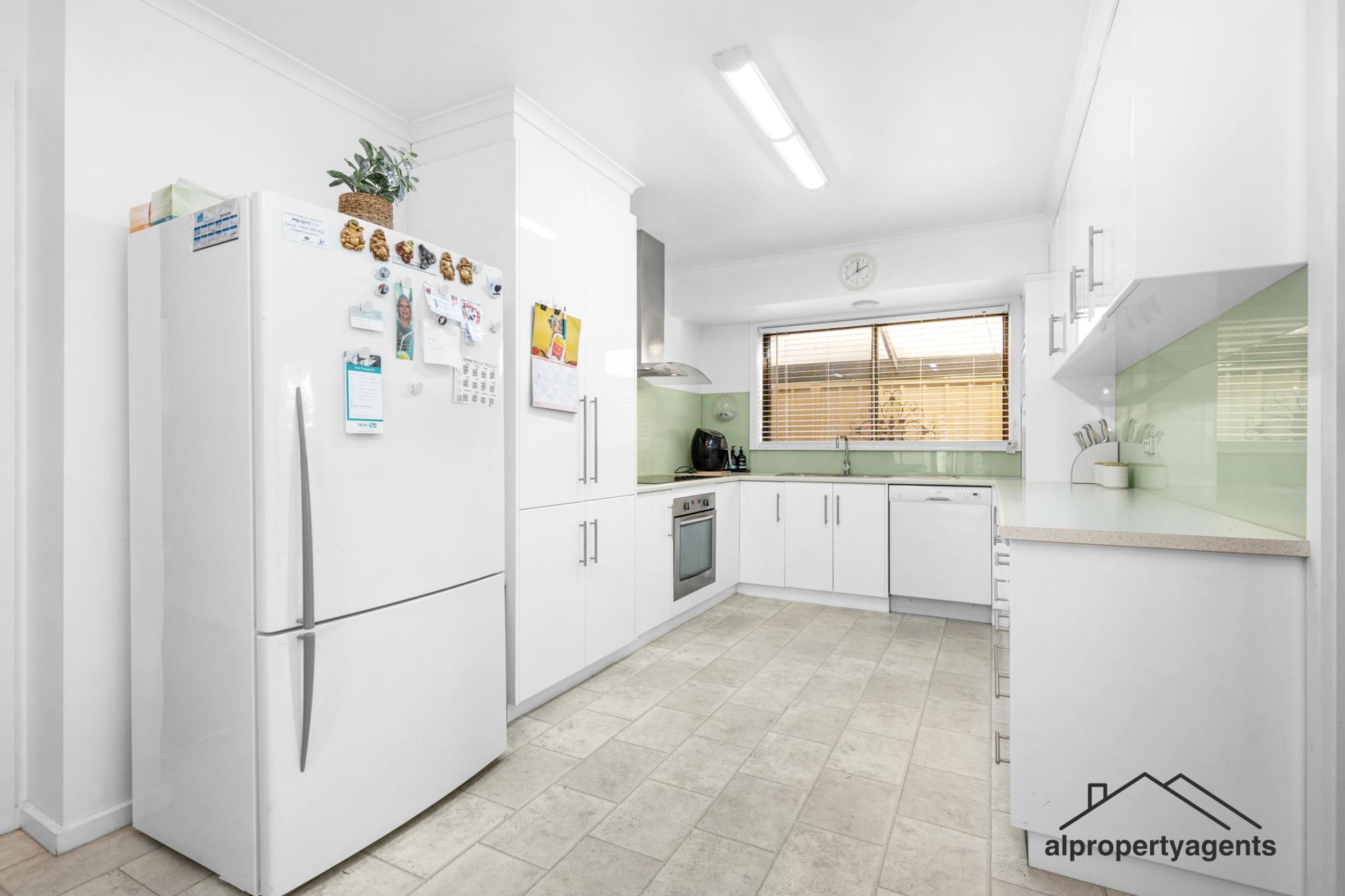 11 Wotonga Drive, Horsham VIC 3400, Horsham - Thumbnail 2
