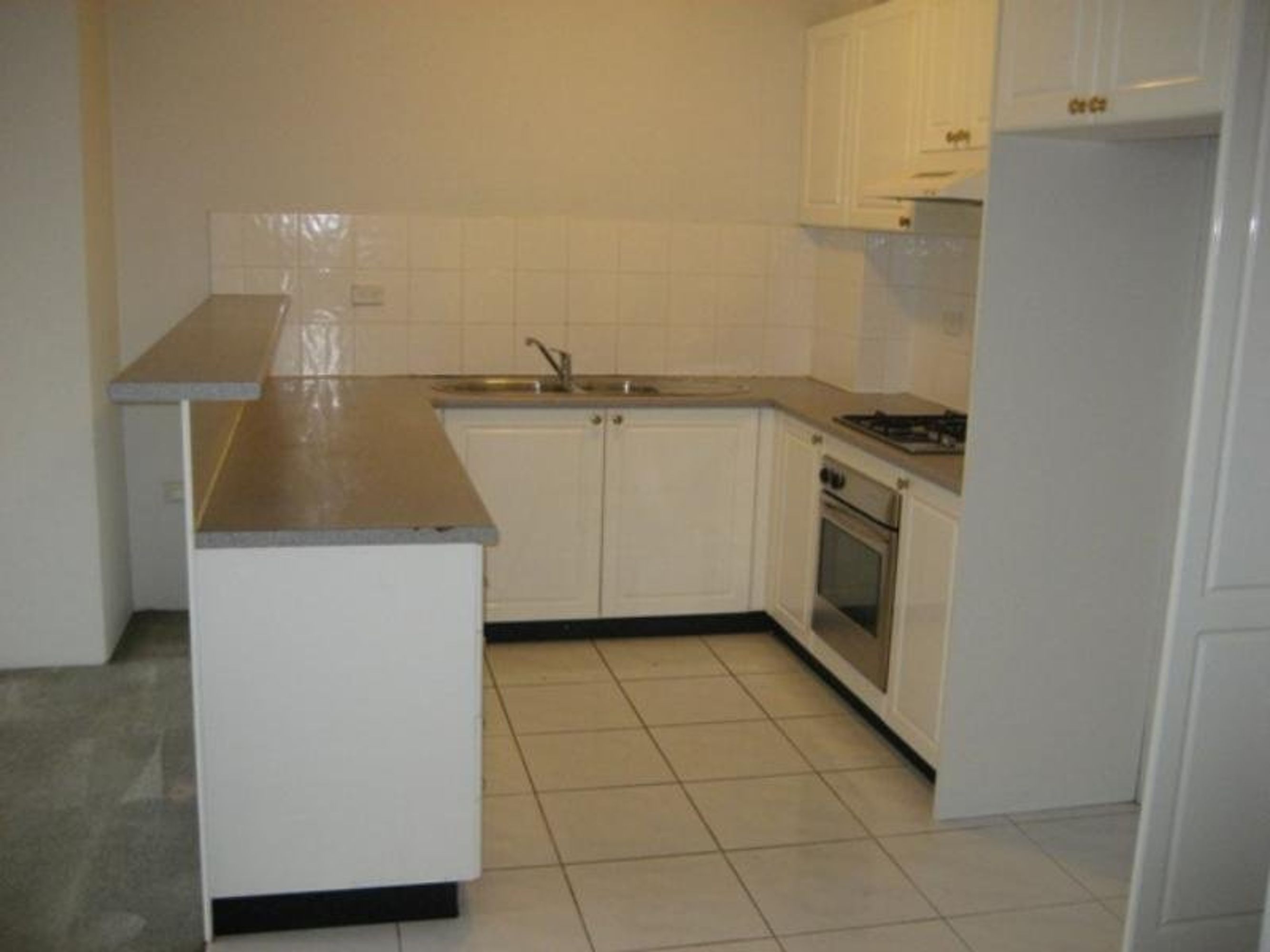 12/6-12 Hudson St, Hurstville, Hurstville - Thumbnail 3
