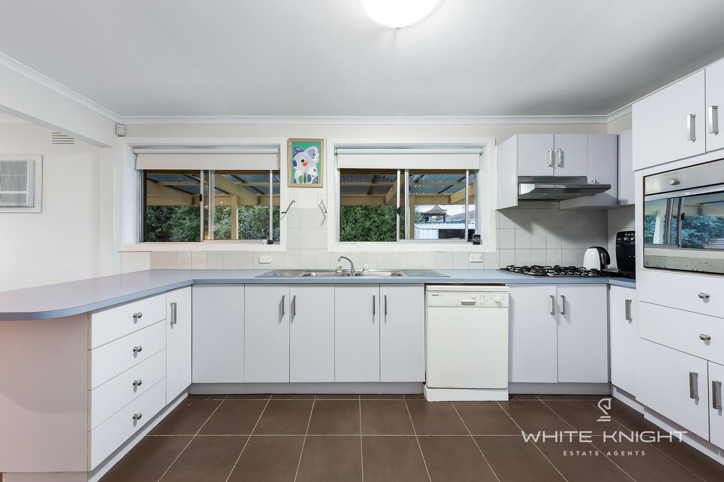 12 Tanglewood Street, Kings Park VIC 3021, Kings Park - Thumbnail 3