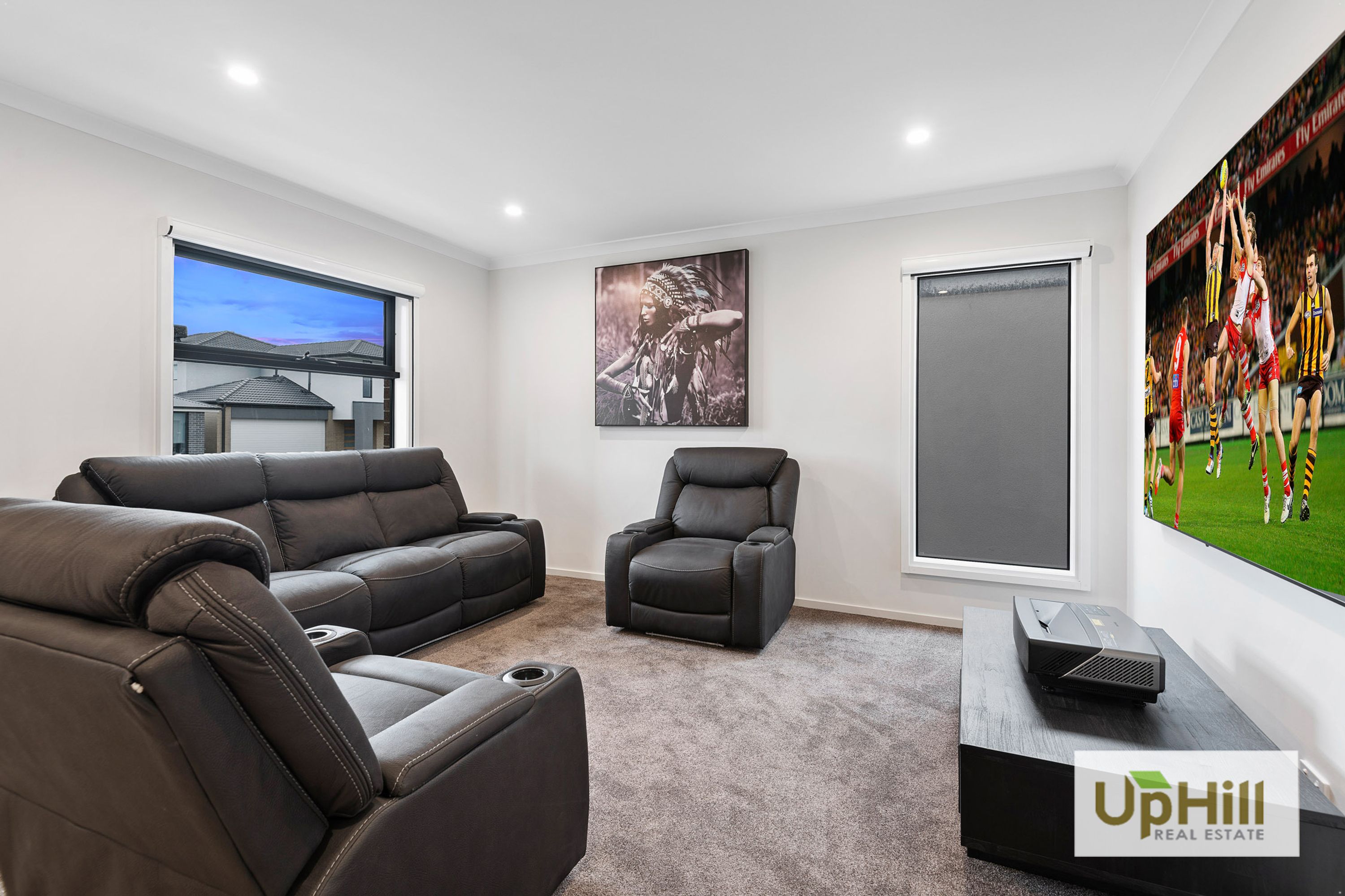 42 Vielo Circuit, Clyde North - Thumbnail 4