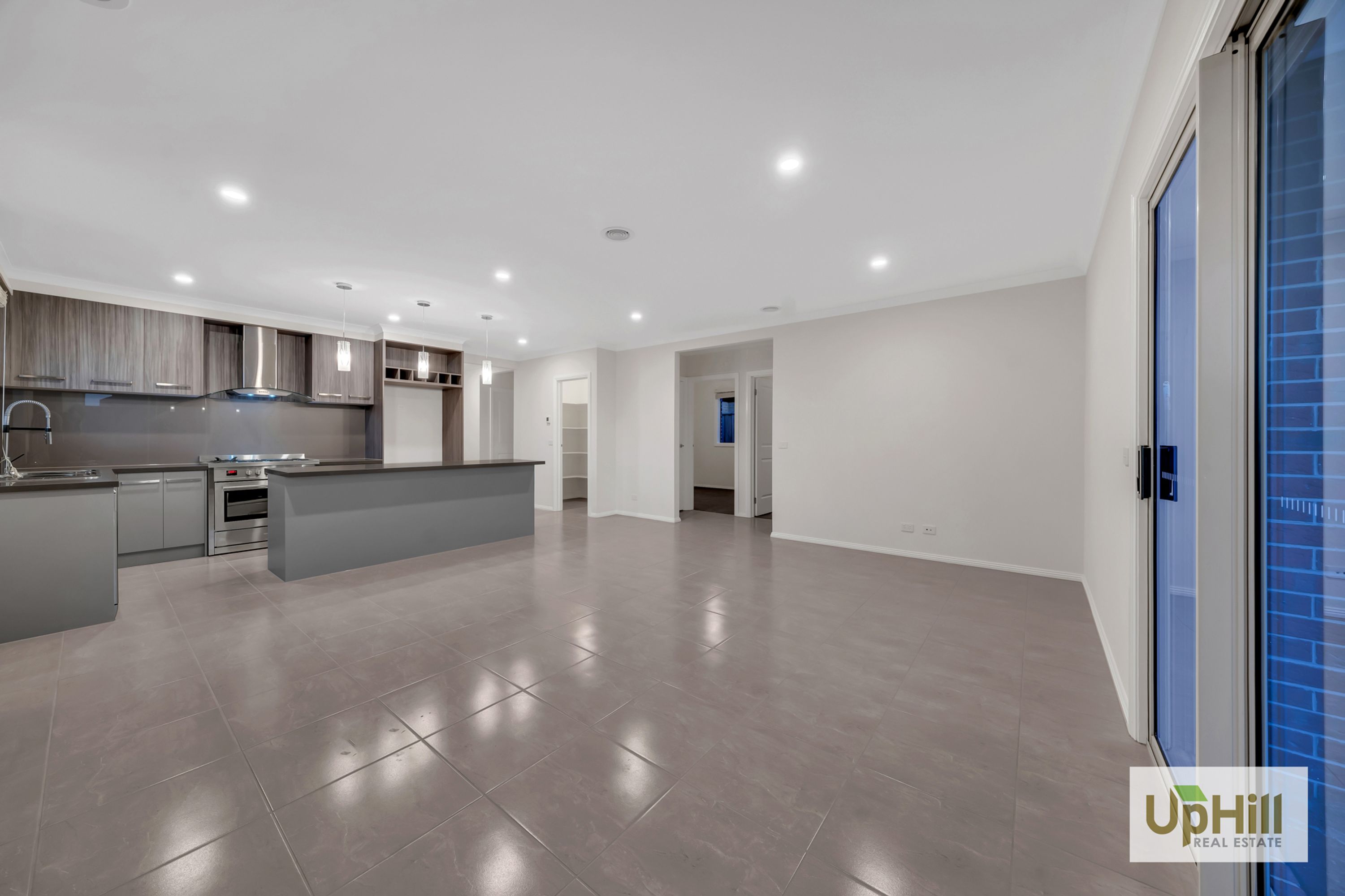14 MYRTLEFORD AVENUE, Clyde - Thumbnail 7