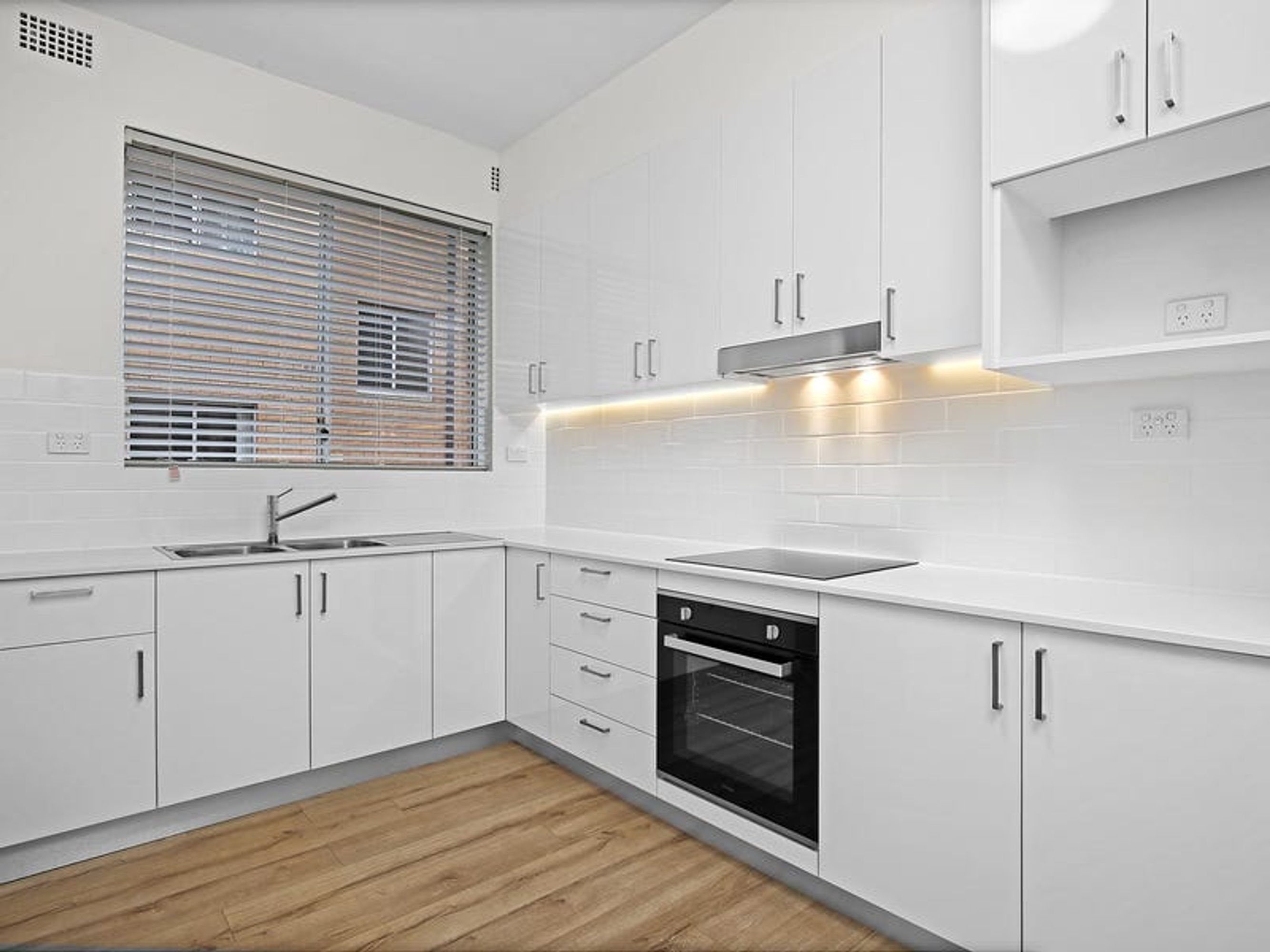 11/55 Wolseley Street, Bexley, NSW 2207, Bexley - Thumbnail 2