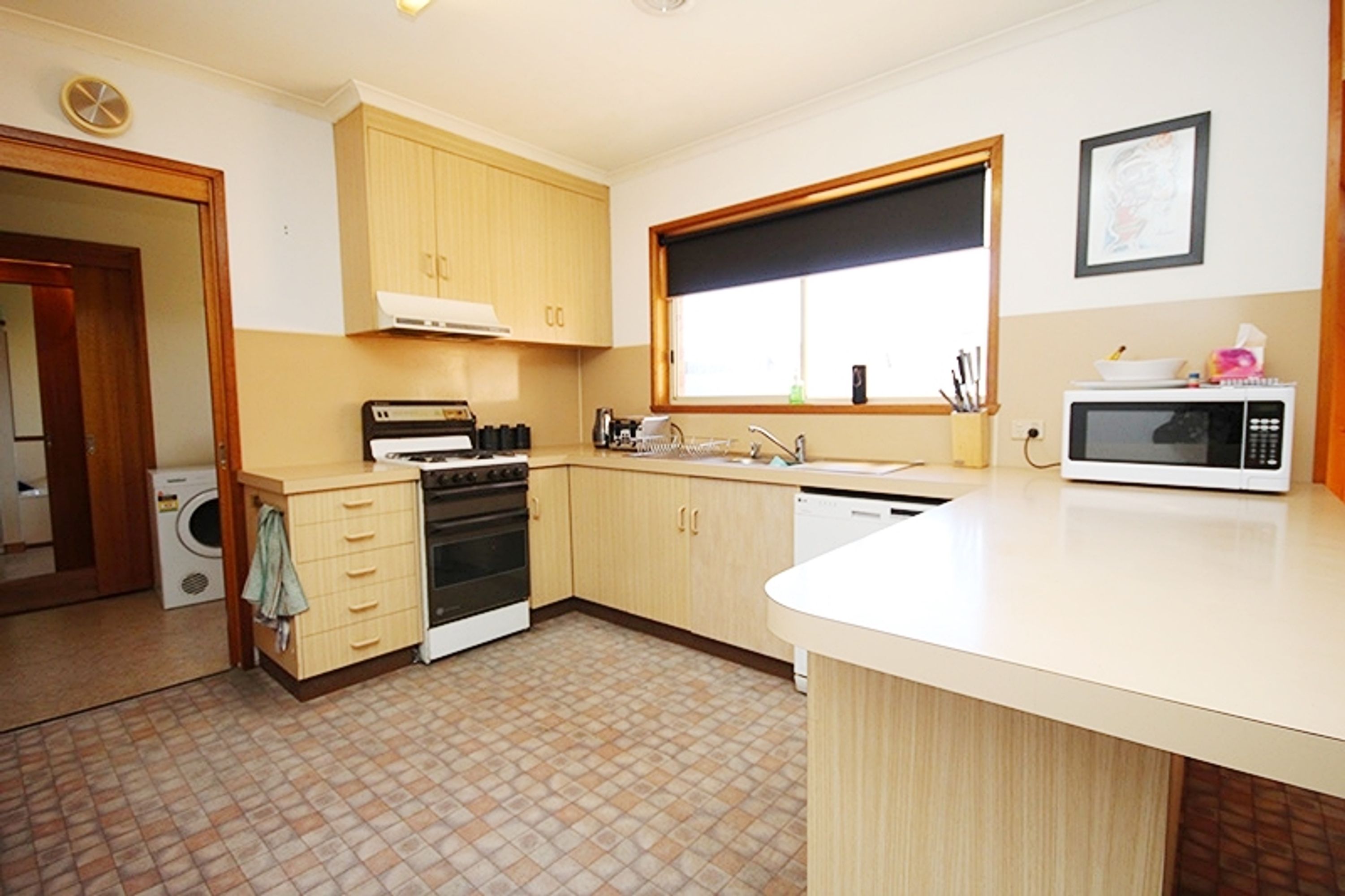 63 Wavell Street, Horsham VIC 3400, Horsham - Thumbnail 3