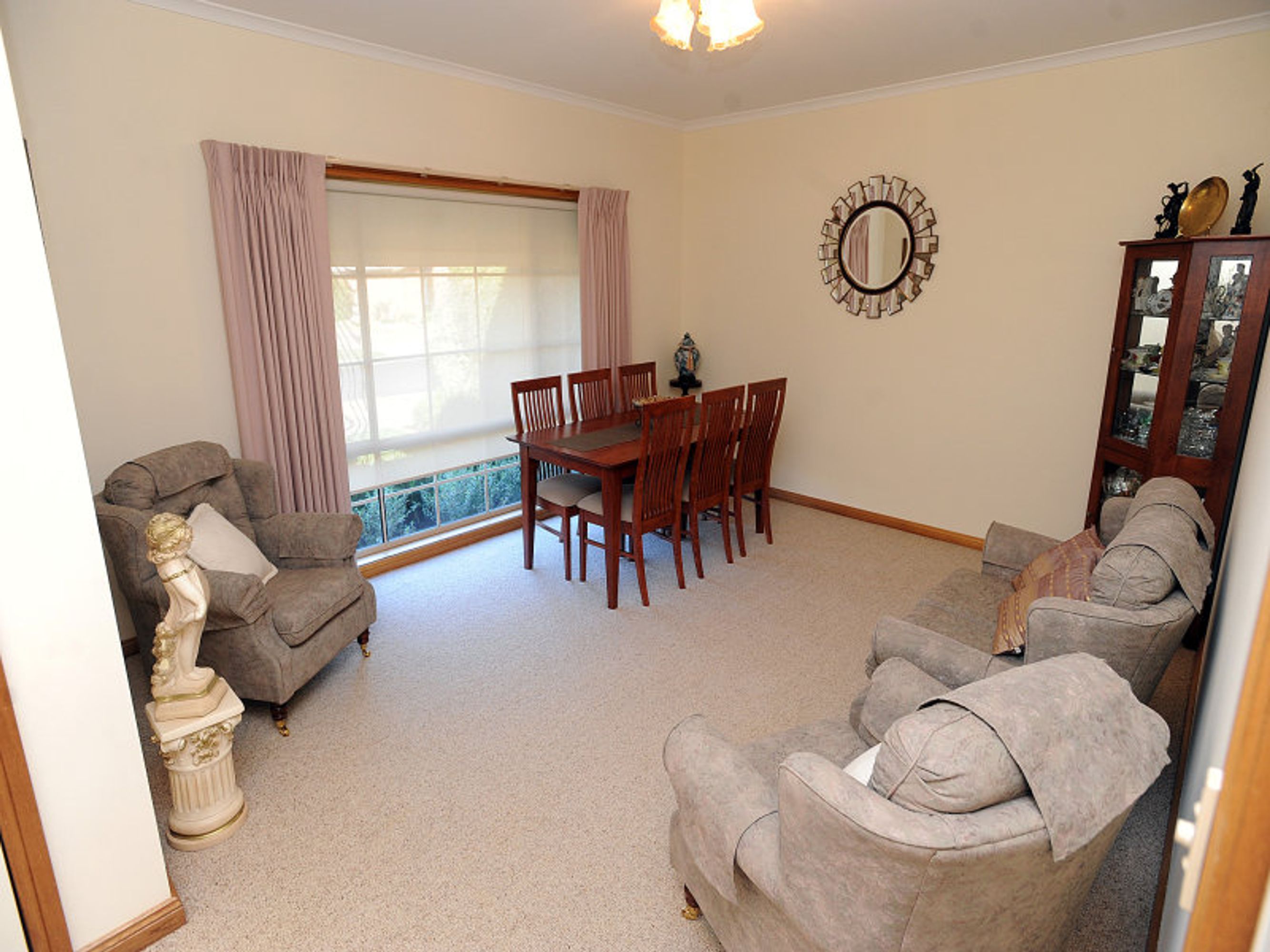 9 Henderson Avenue, Horsham VIC 3400, Horsham - Thumbnail 4