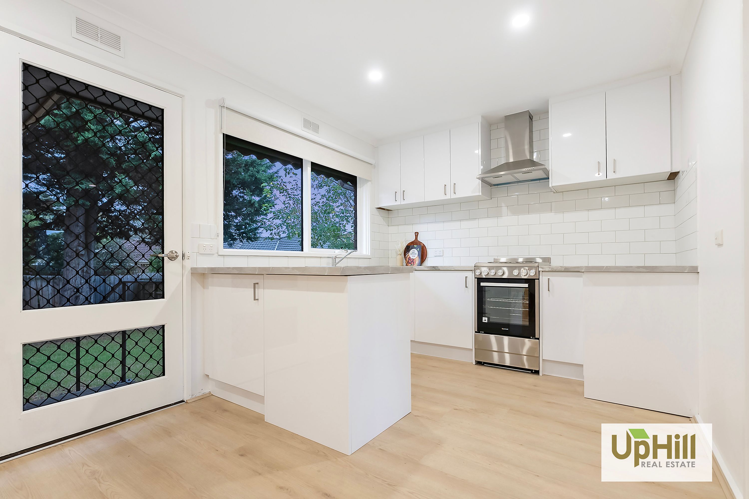 39 Fairbairn Road, Cranbourne - Thumbnail 8