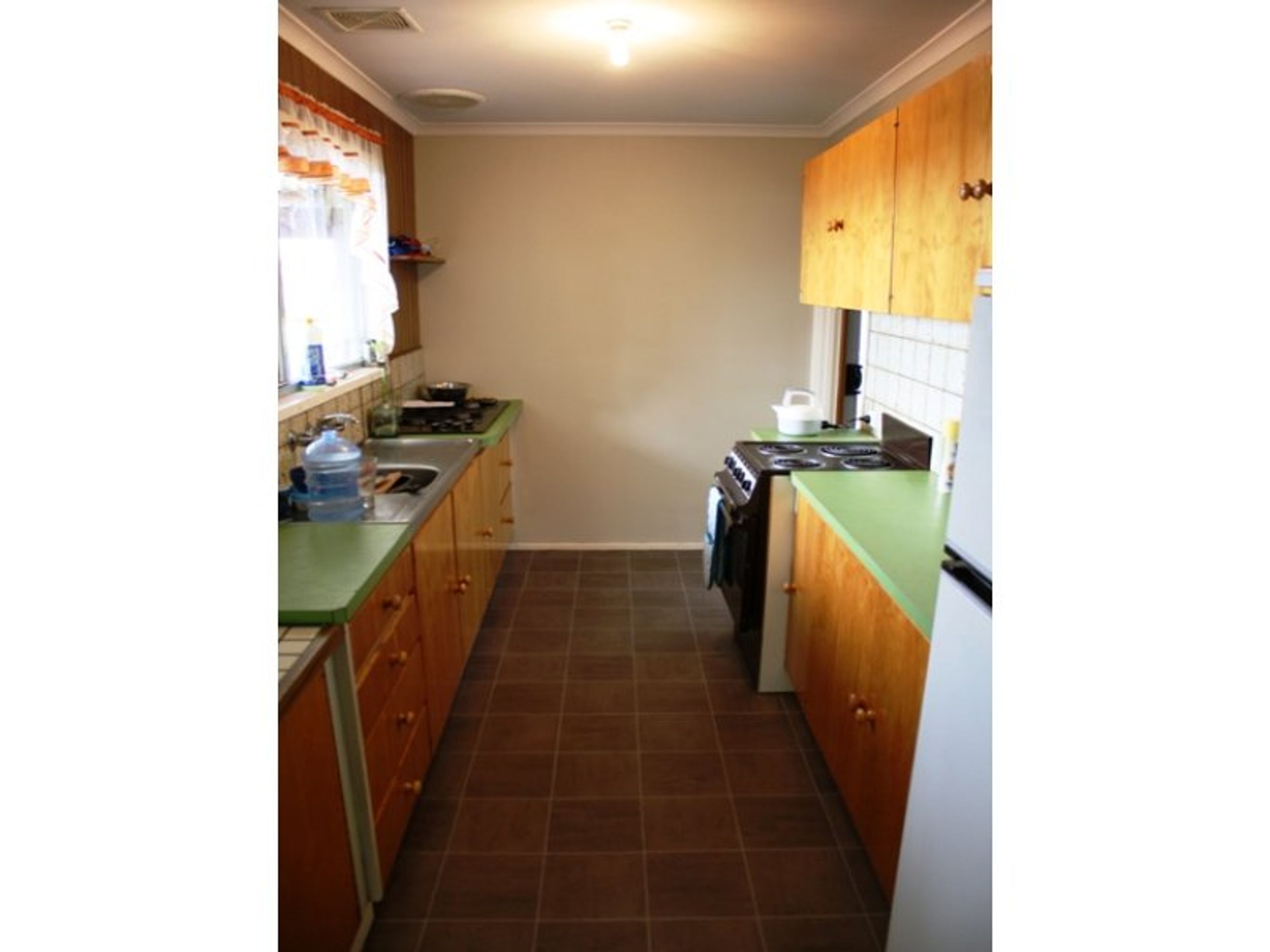 8 Forsyth Avenue, Horsham VIC 3400, Horsham - Thumbnail 2