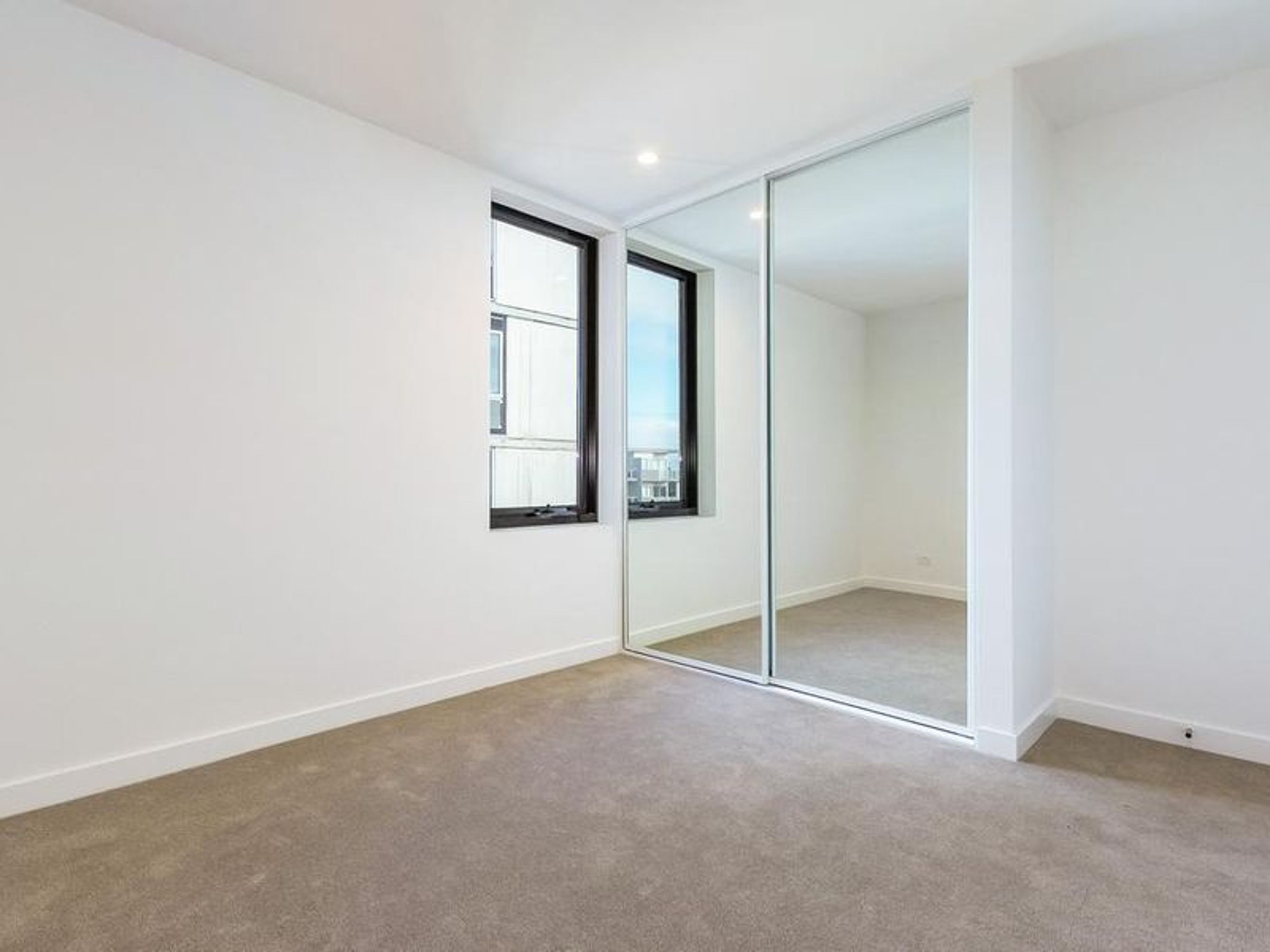 808/712-714 Station Street, Box Hill - Thumbnail 4