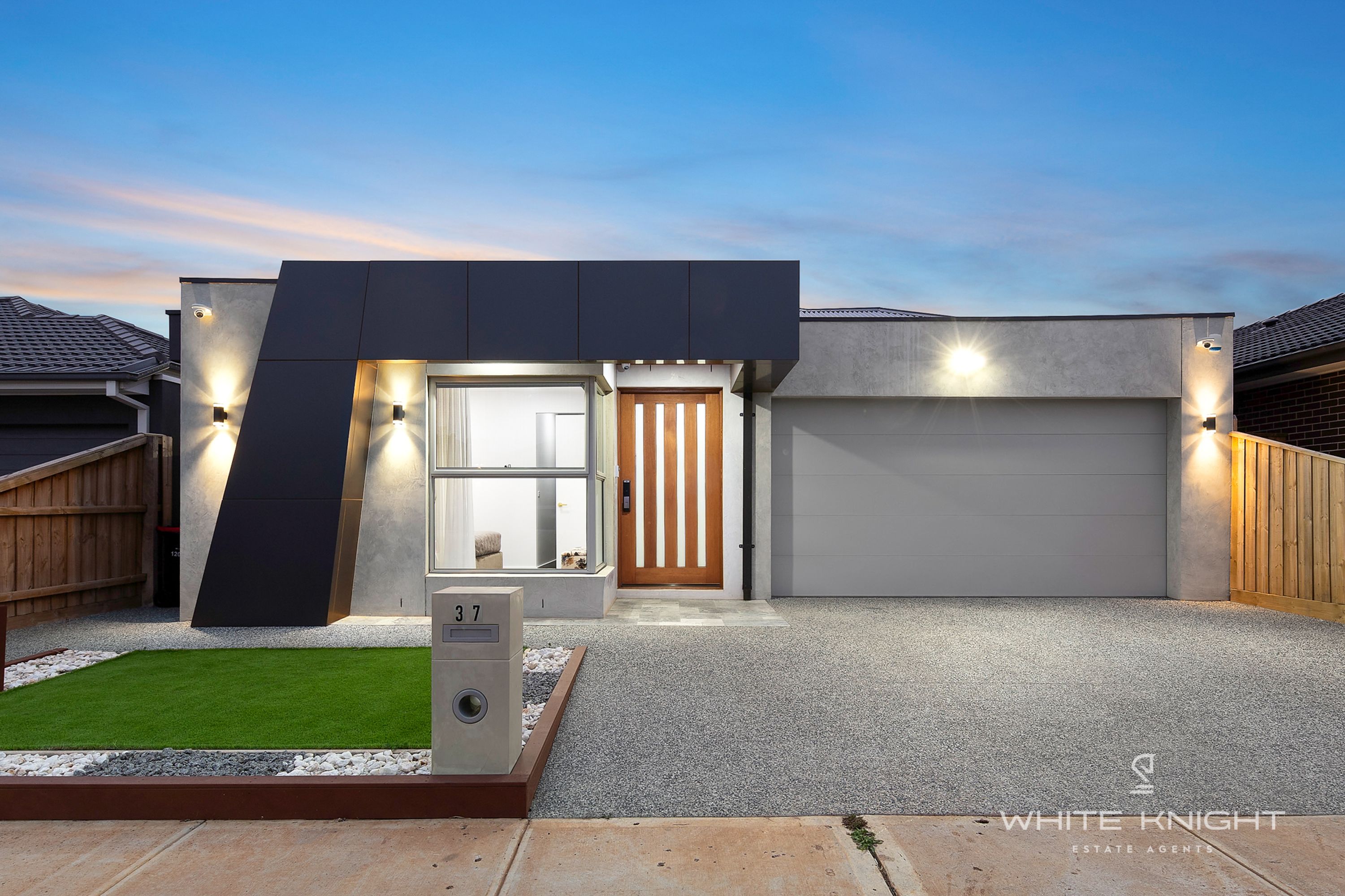 37 Krateron Street, Fraser Rise VIC 3336, Fraser Rise - Thumbnail 2