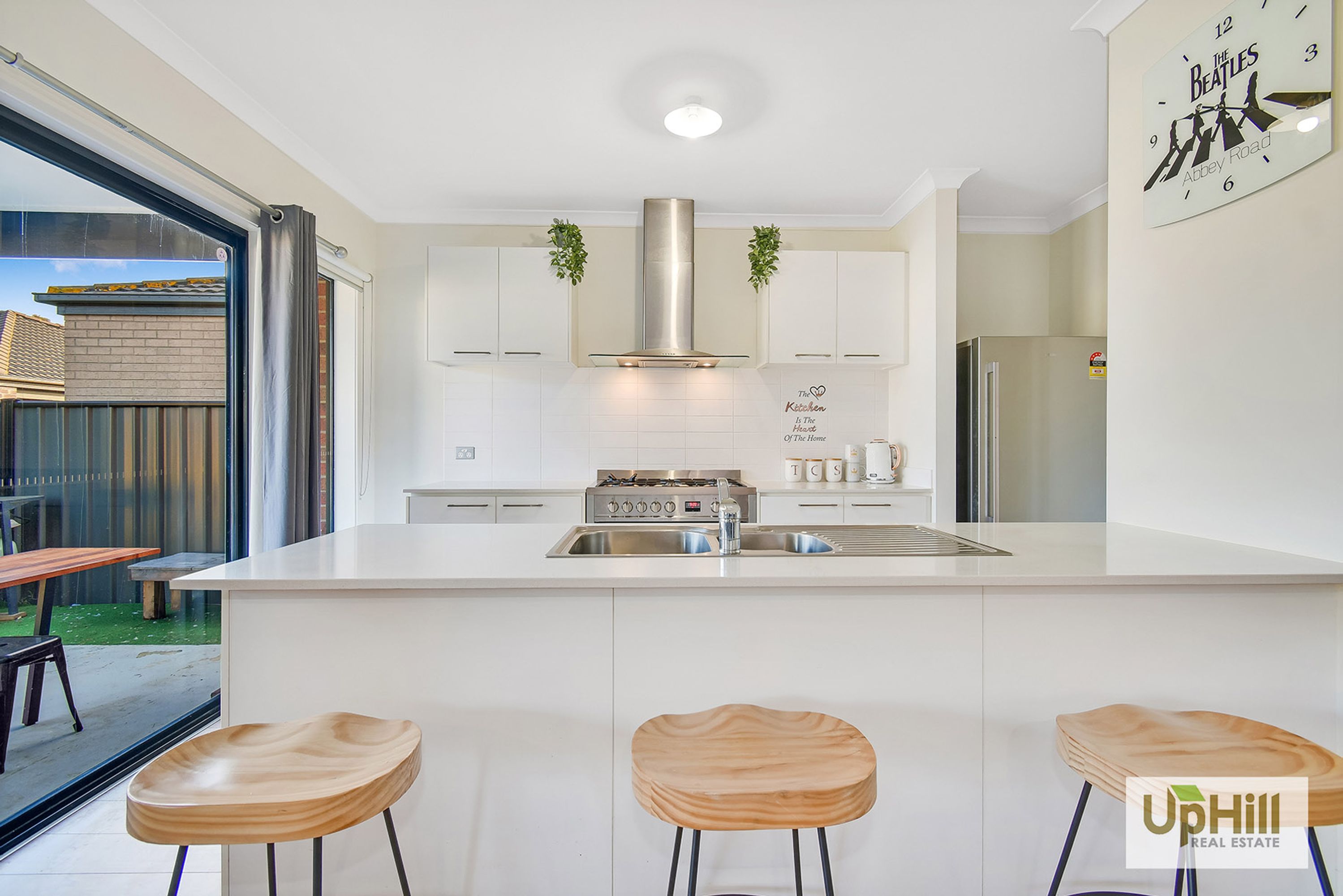 10 Cob Terrace, Clyde North - Thumbnail 5