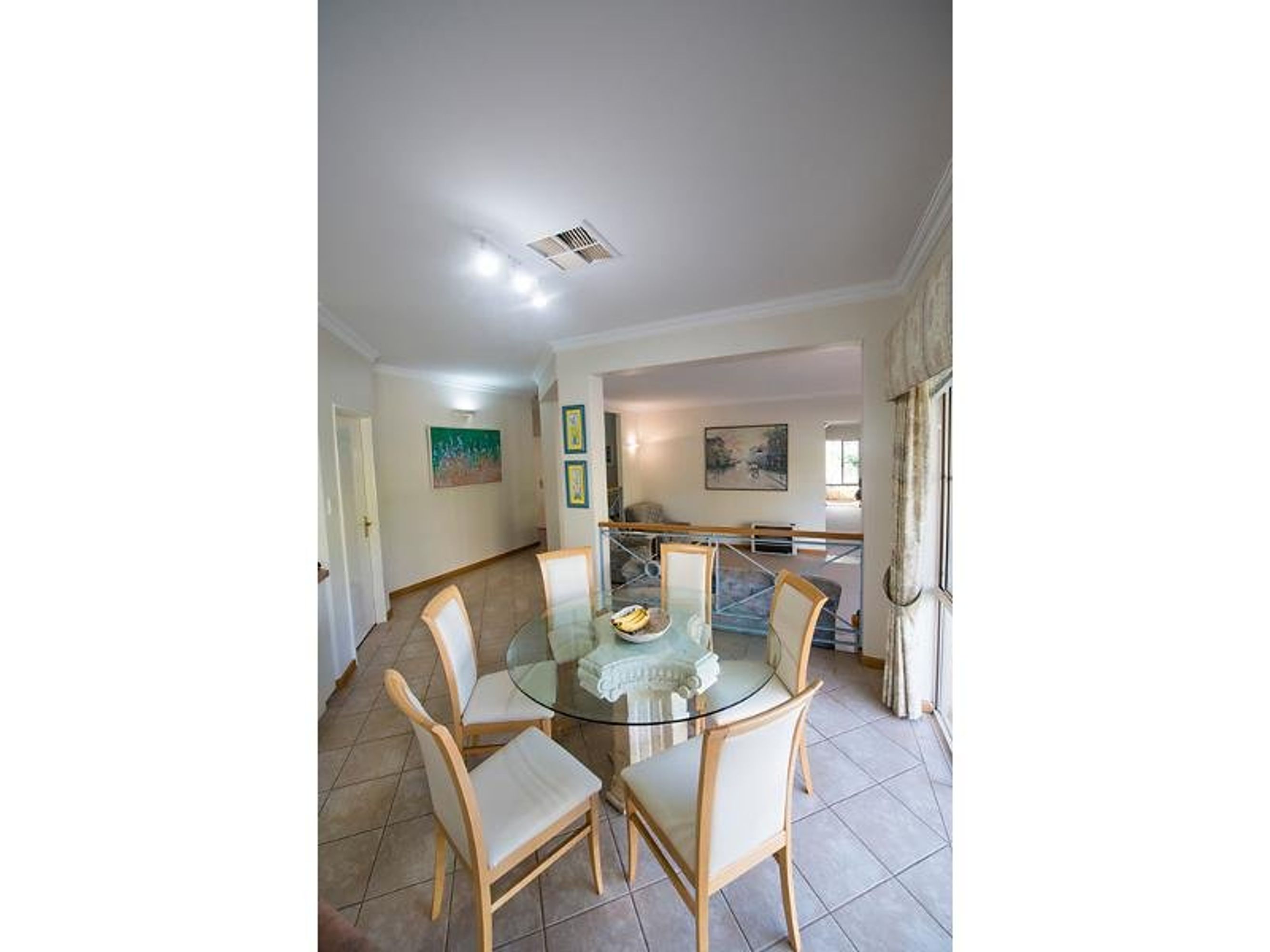 12 Highfield Rise, Hillarys - Thumbnail 8