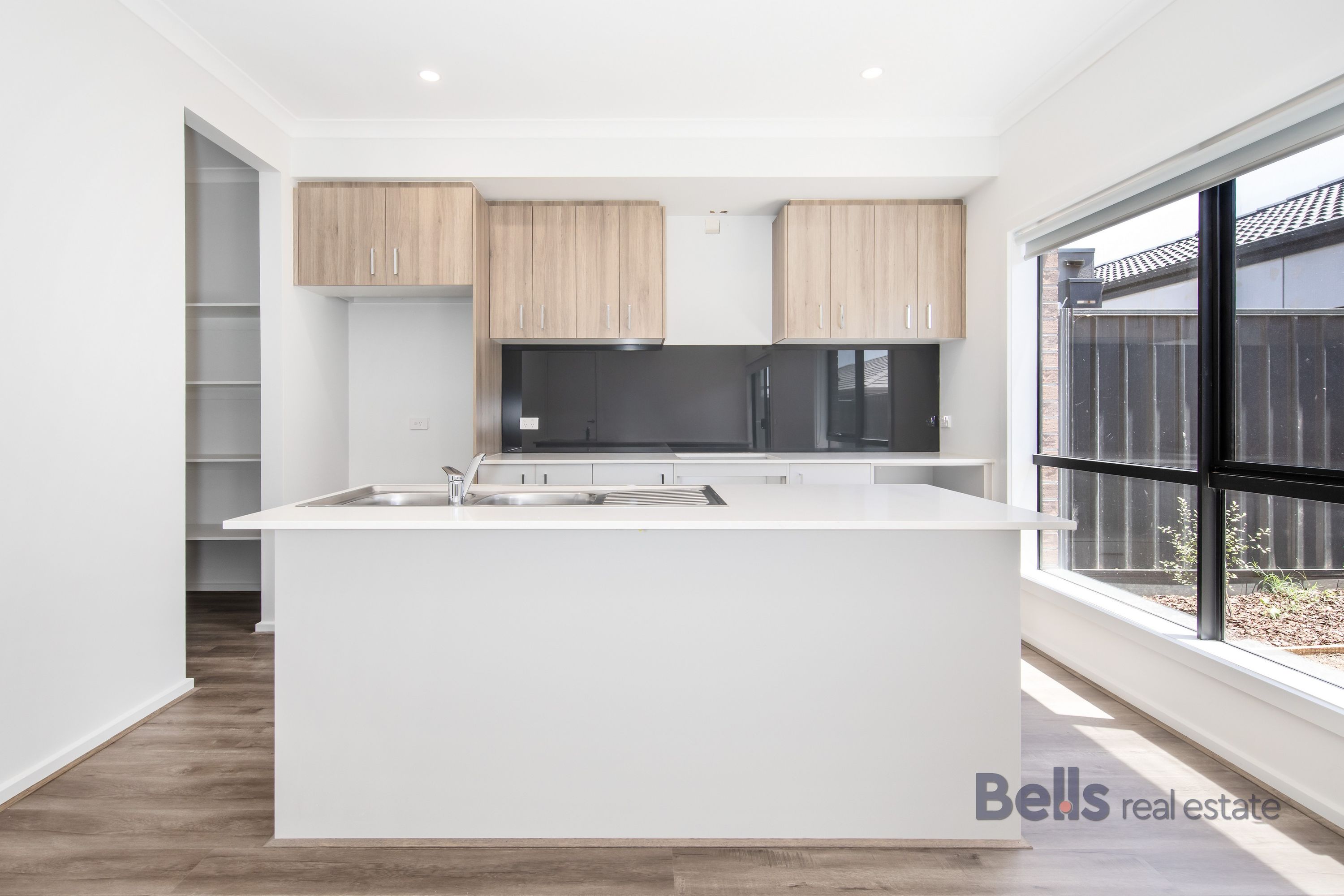 11 Kingia Street, Cobblebank - Thumbnail 4