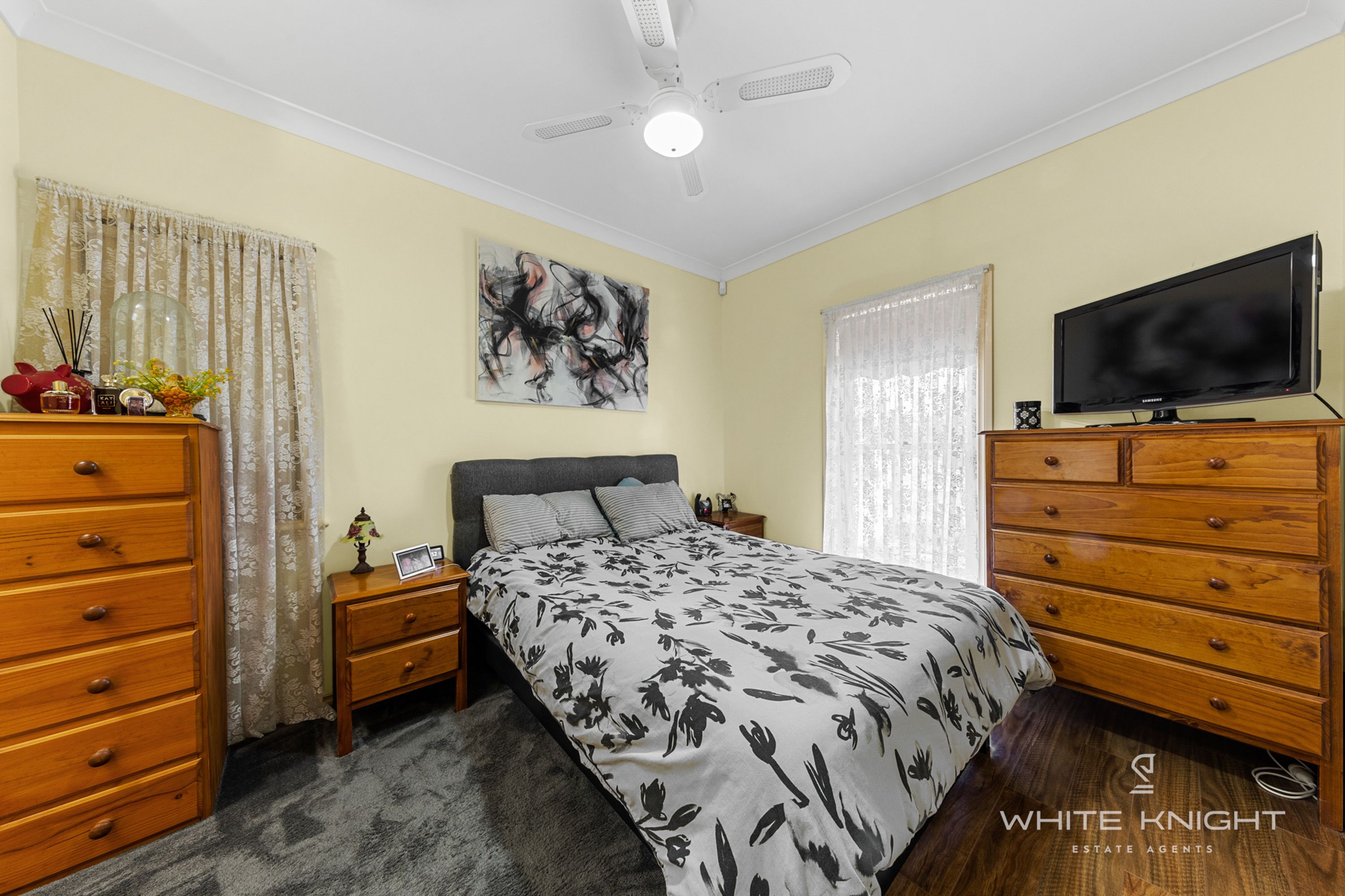 15 Sidney Place, Caroline Springs VIC 3023, Caroline Springs - Thumbnail 8