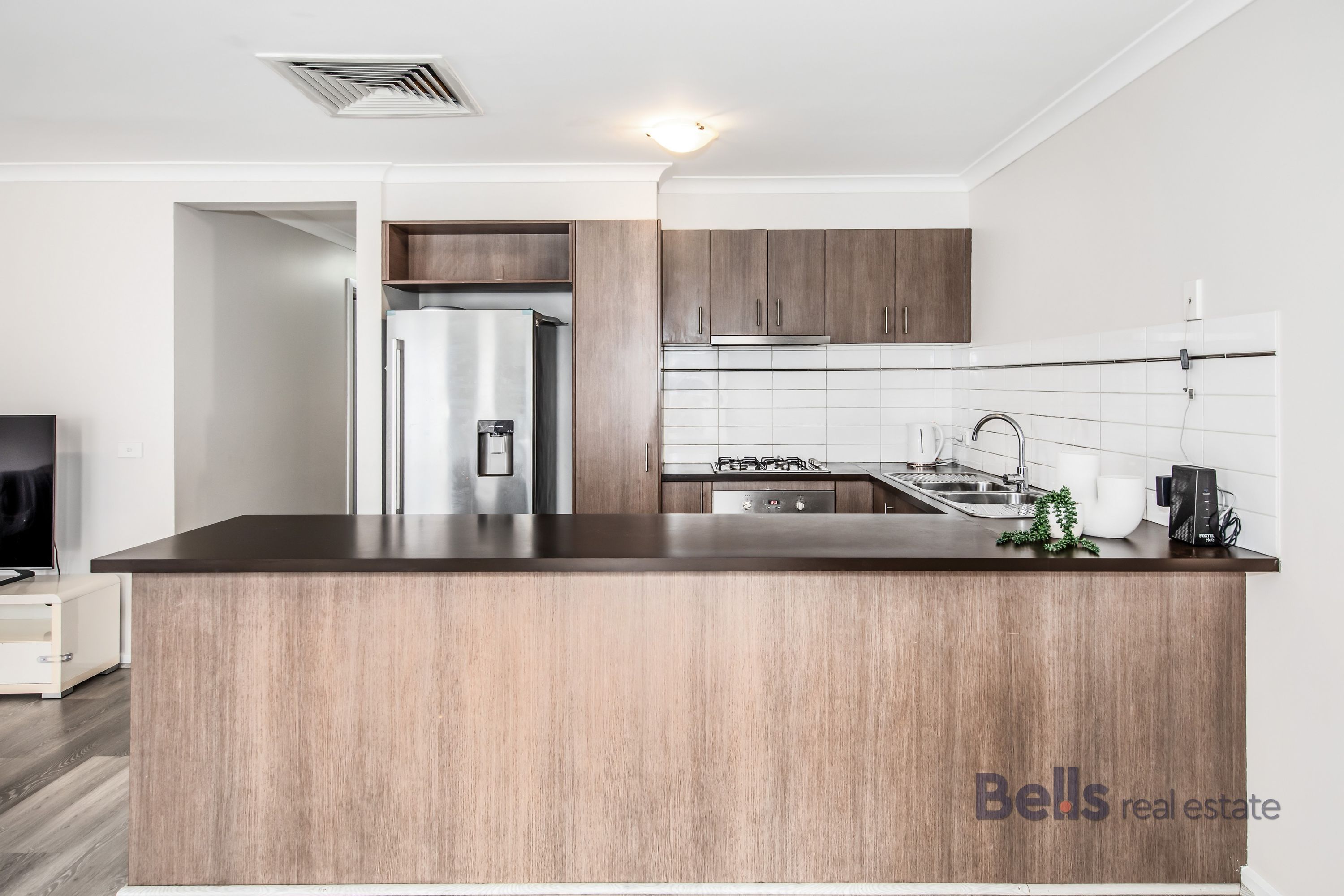 6 Burberry Lane, Deer Park - Thumbnail 3