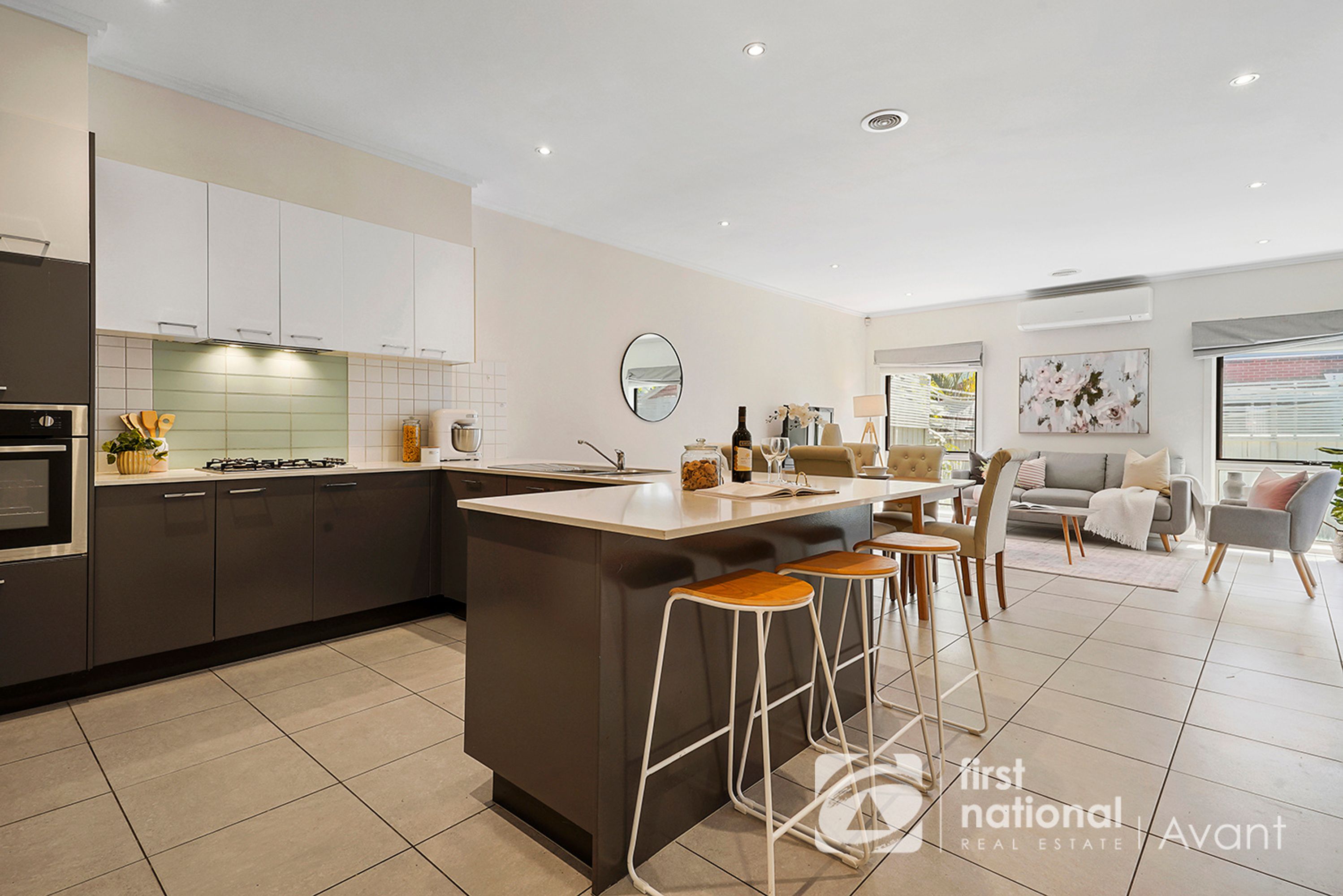 109 Oak Street, Parkville - Thumbnail 3