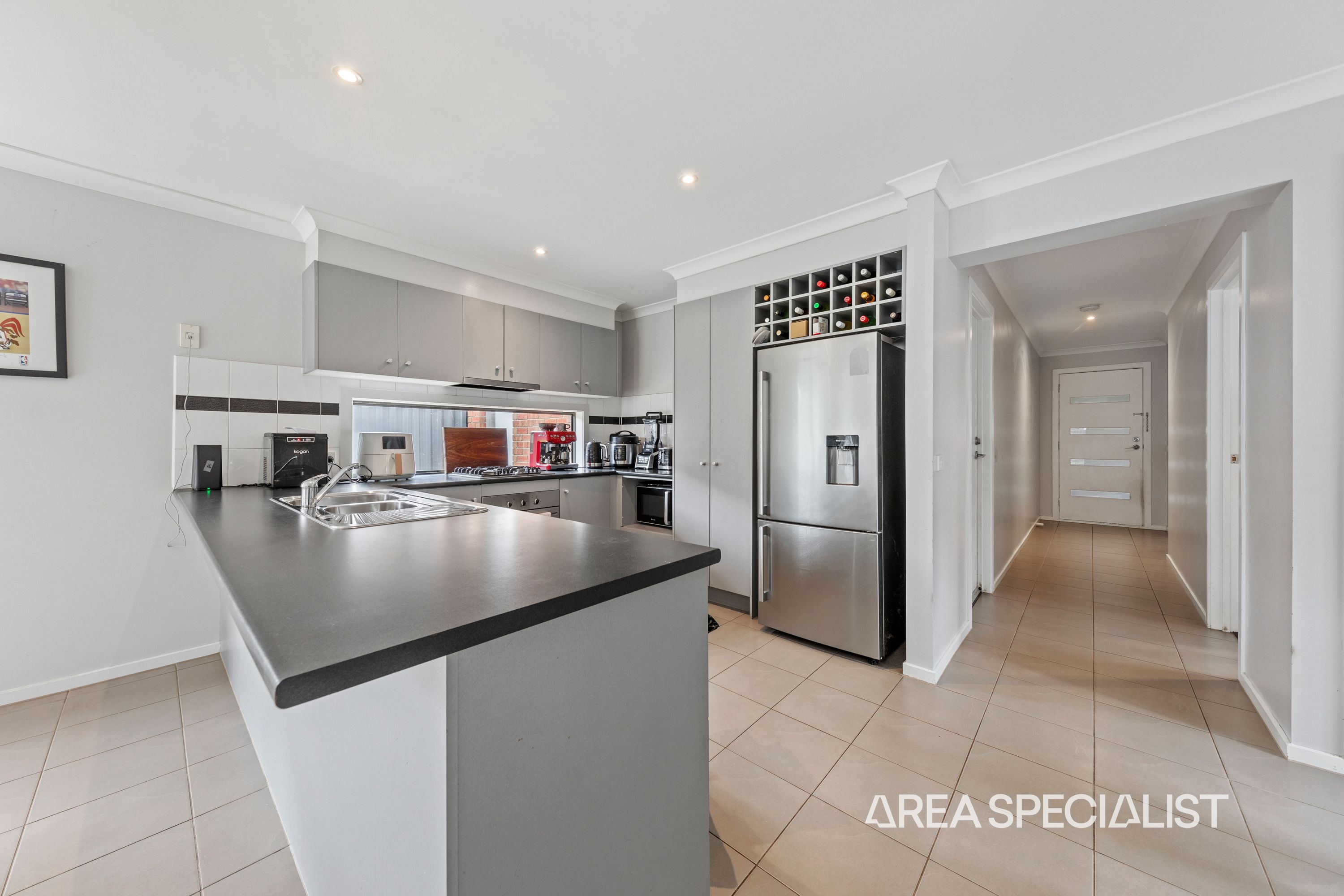 7 Wild Cherry Avenue, Pakenham - Thumbnail 3