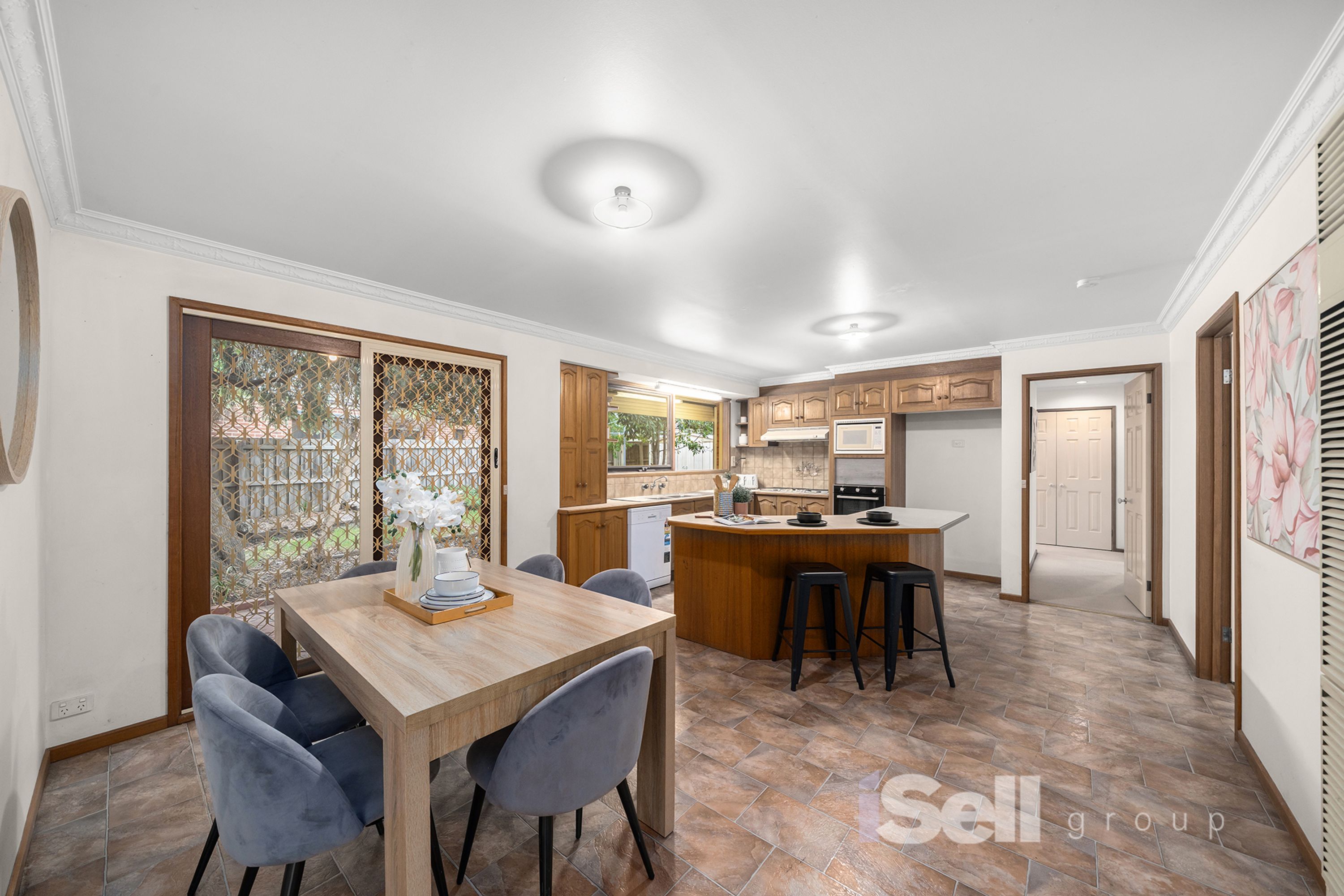 100 Waverley Park Drive, Cranbourne North - Thumbnail 5