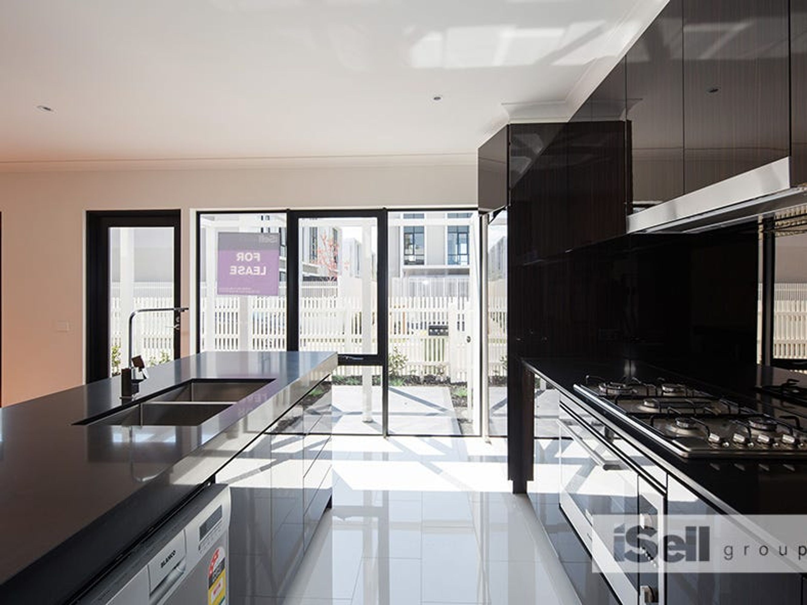 19 Bombala Street, Springvale - Thumbnail 3