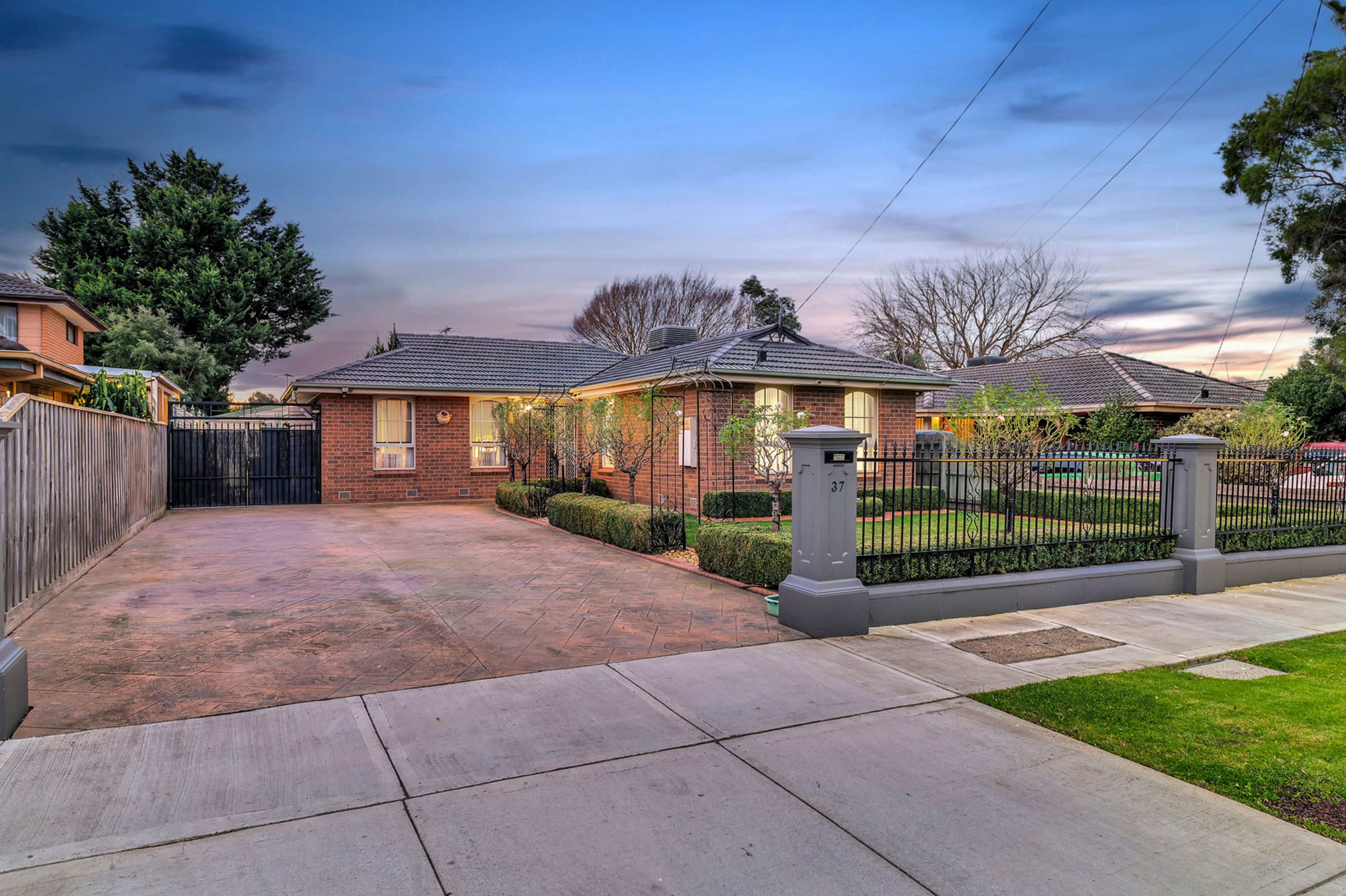 37 Loch Street, Cranbourne, VIC 3977
