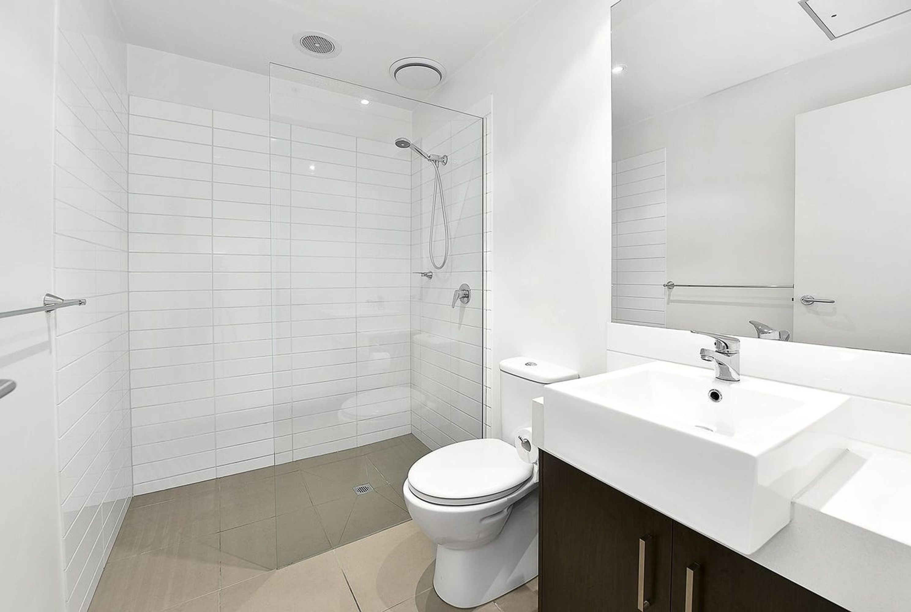 101/201 Buckley Street, Essendon - Thumbnail 4