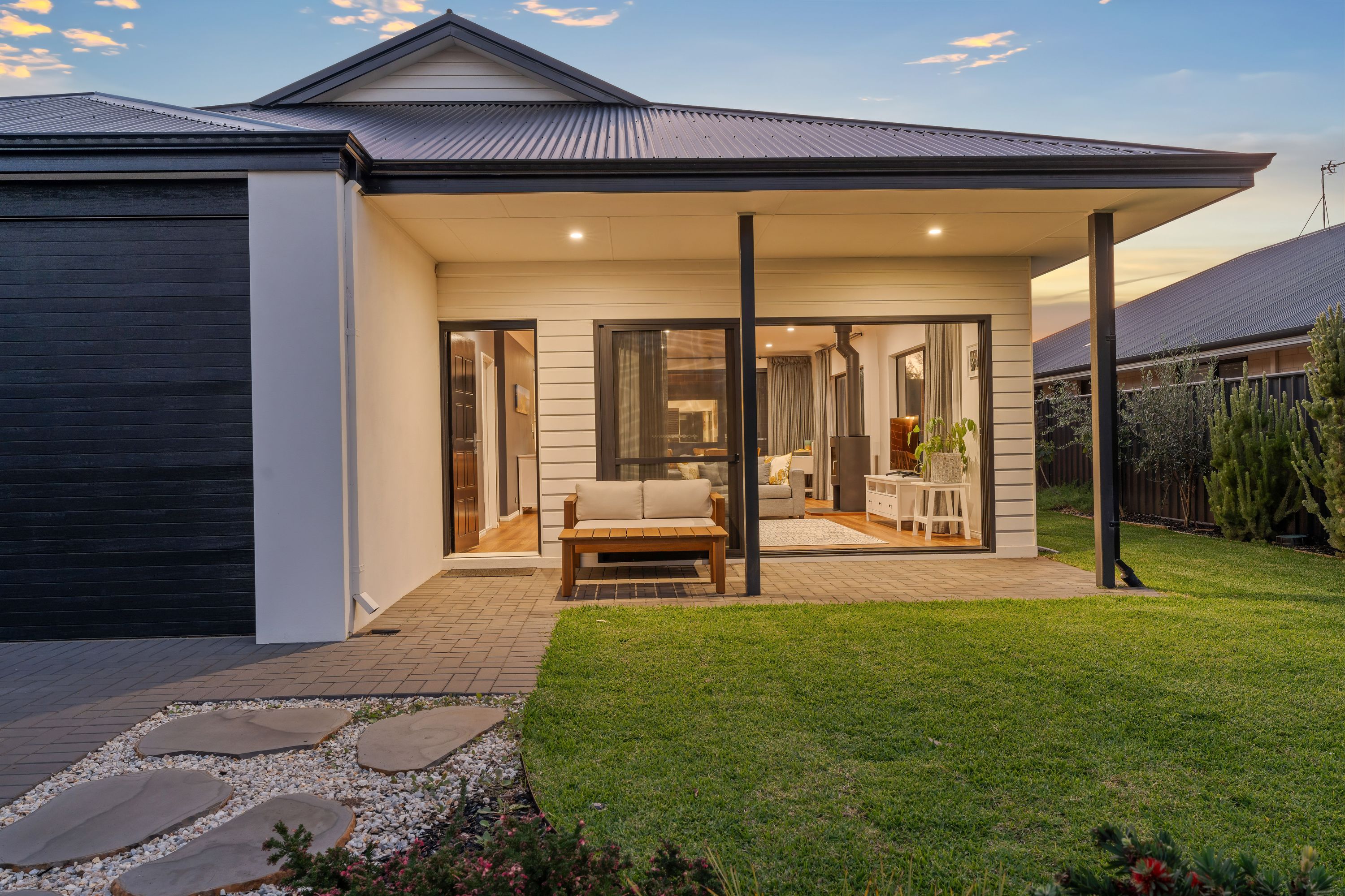 23 HIRONO LOOP, Dunsborough - Thumbnail 3