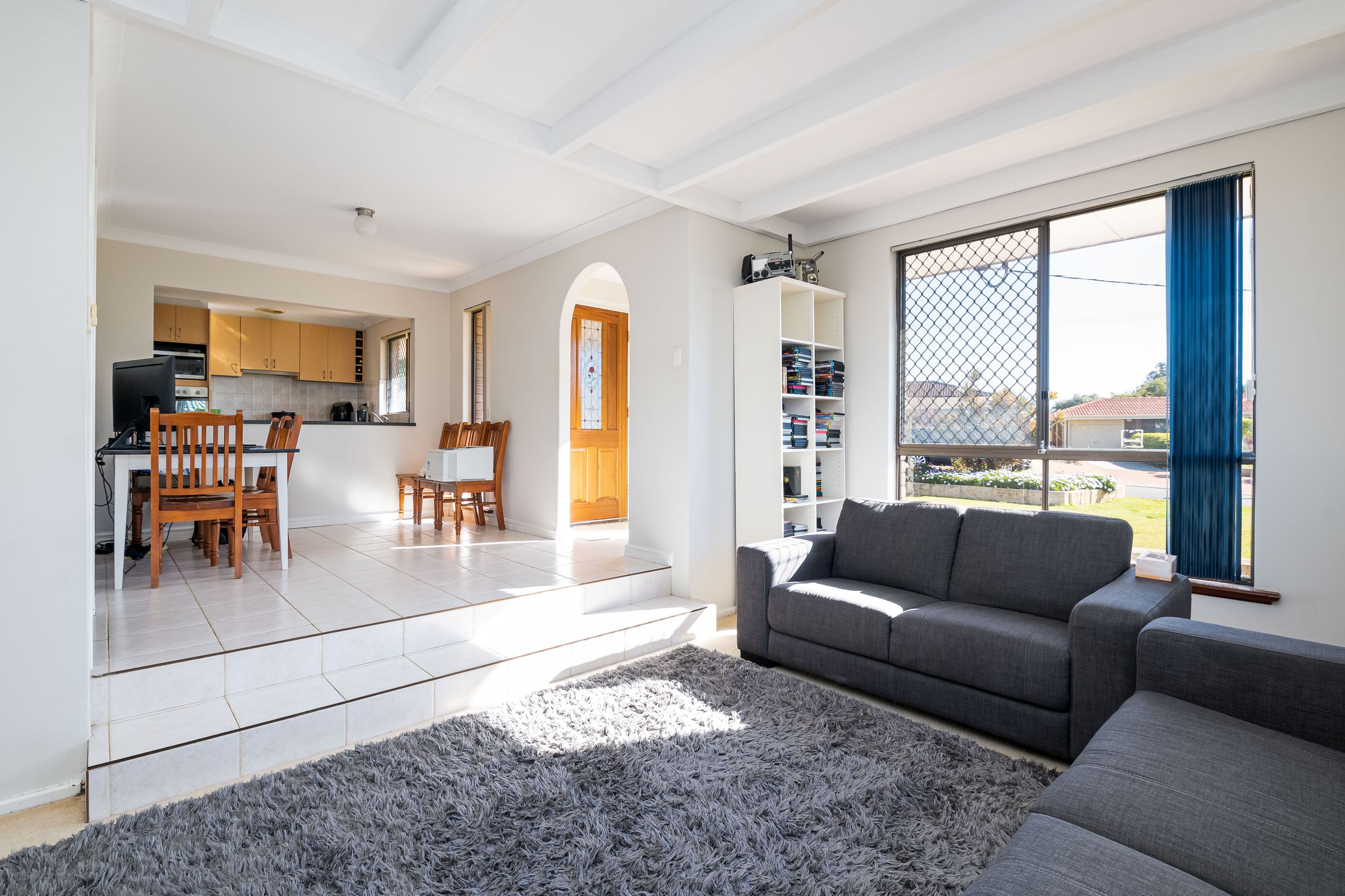 6 Evans Place, Padbury - Thumbnail 2