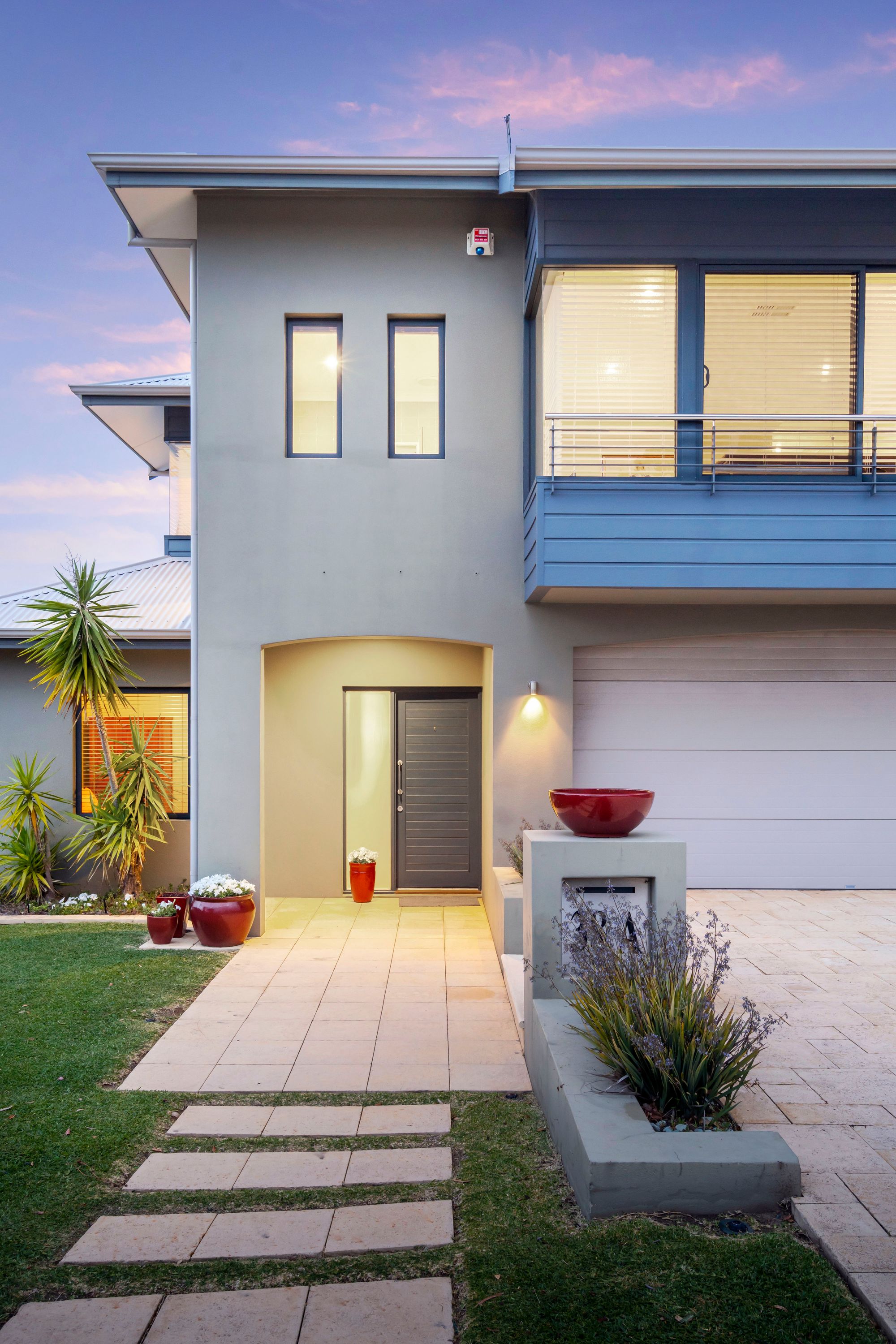 38A Princess Road, Doubleview - Thumbnail 2