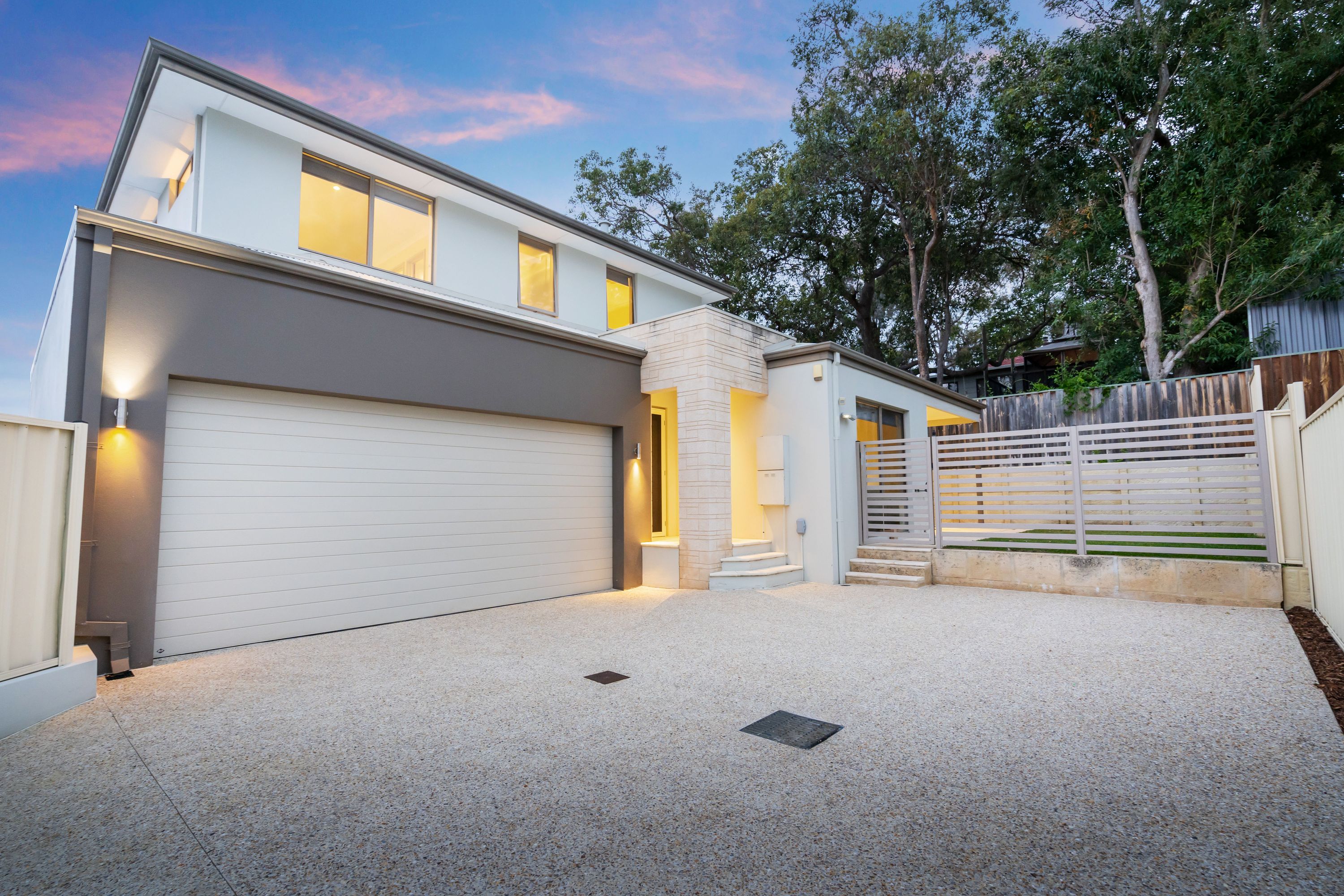 37A Bartlett Crescent