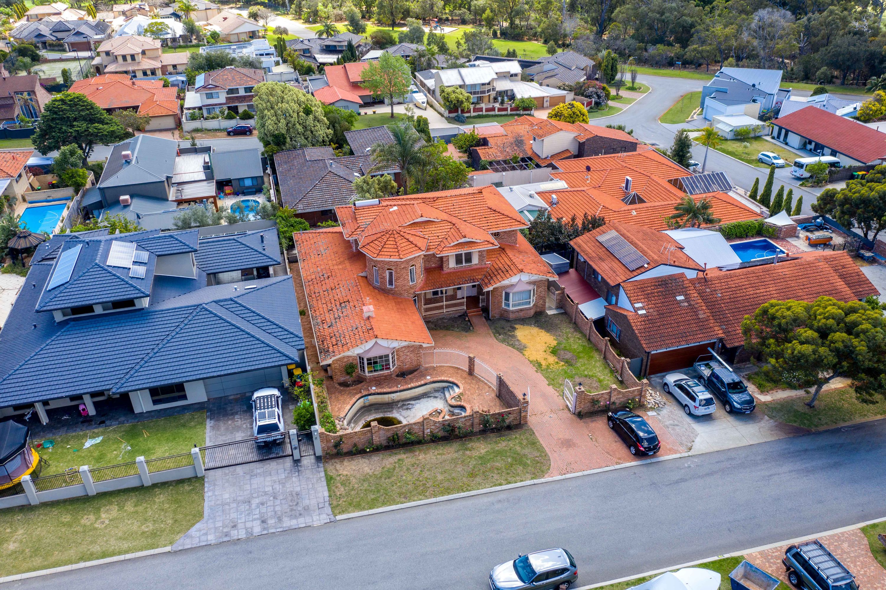 18 Maynard Way, Karrinyup - Thumbnail 2