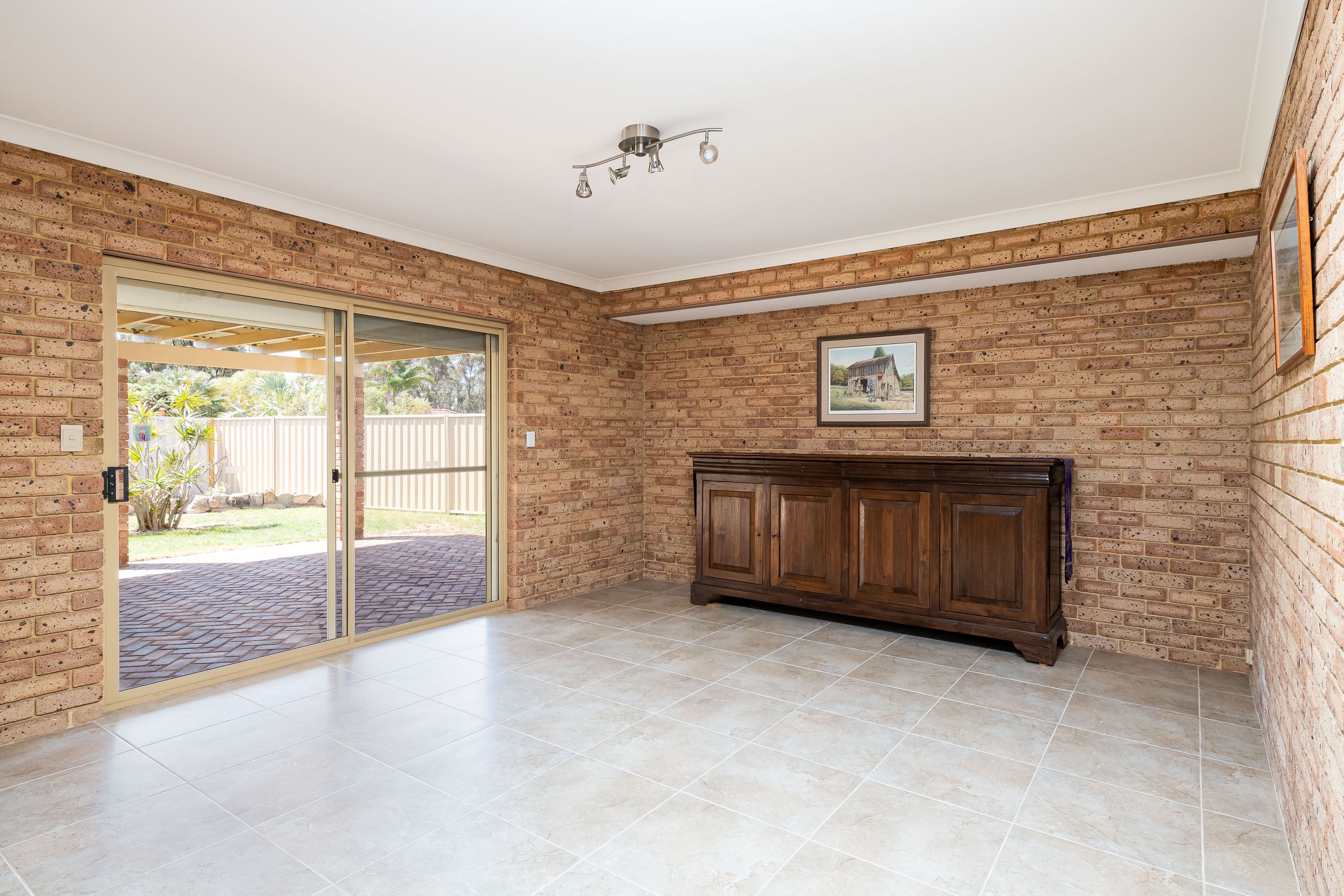 9 Chadwin Place, Padbury - Thumbnail 8