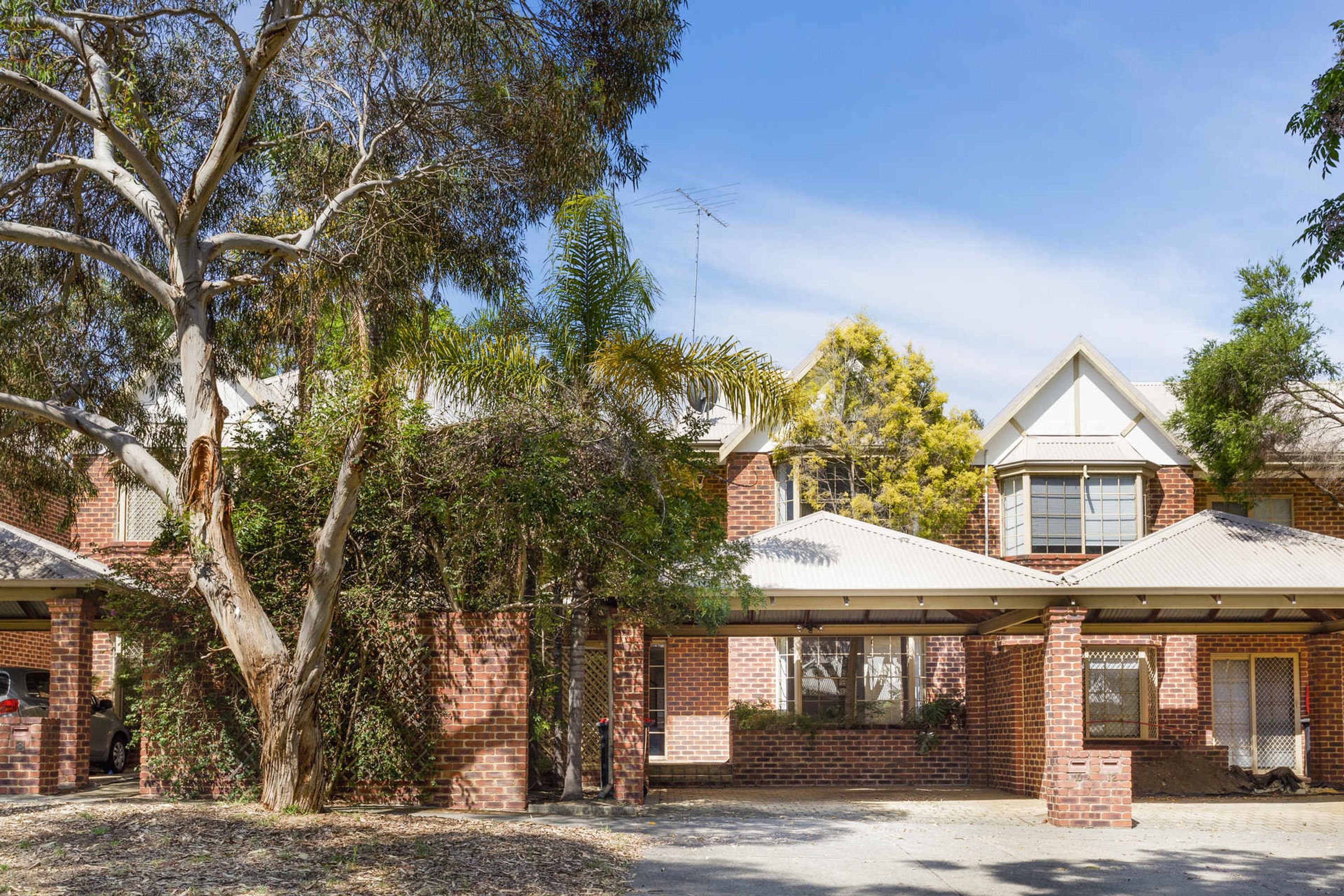 10 Hamilton Street, Subiaco - Thumbnail 2