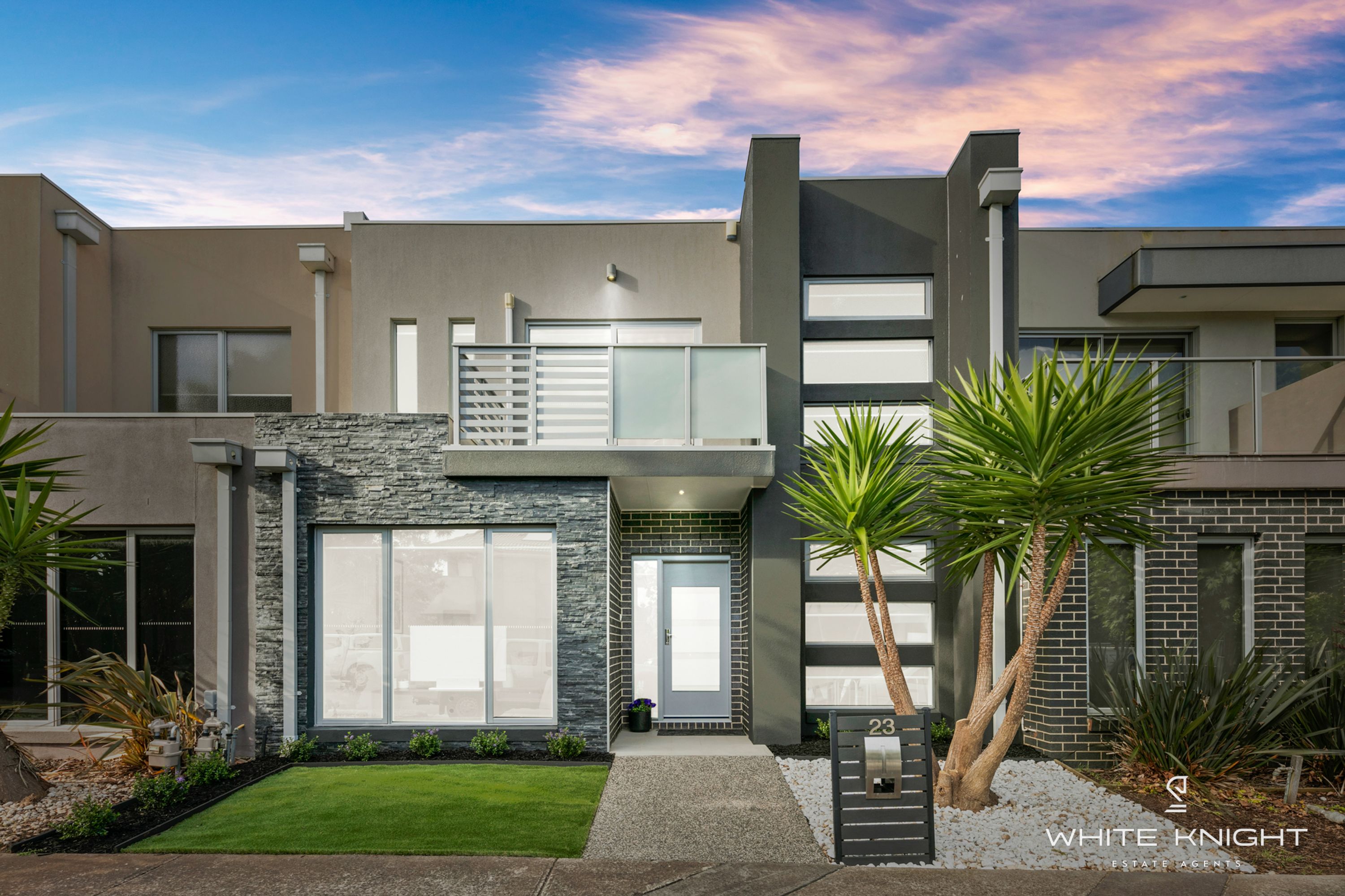 23 The Esplanade, Caroline Springs VIC 3023, Caroline Springs - Thumbnail 2
