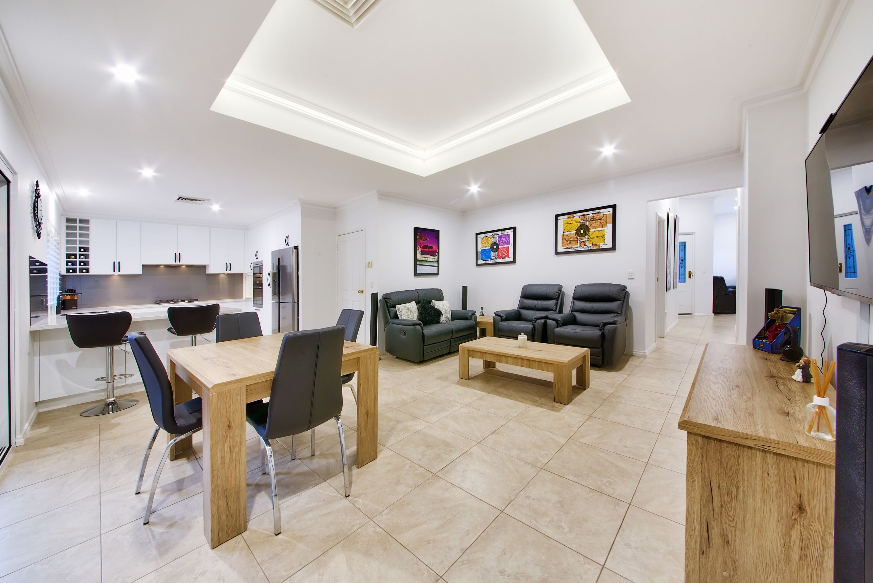 8B Calais Road, Scarborough - Thumbnail 4