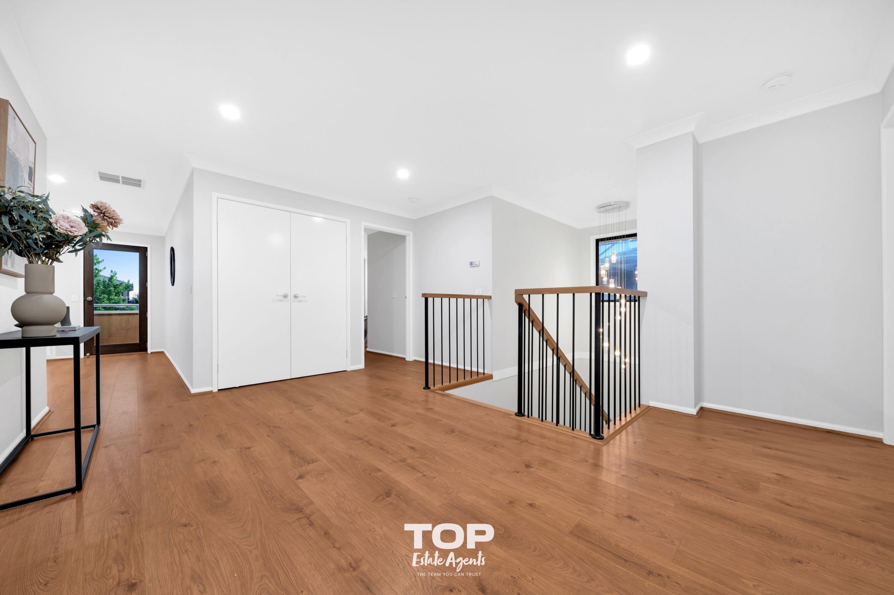 9 Graziers Crescent, Clyde North - Thumbnail 8