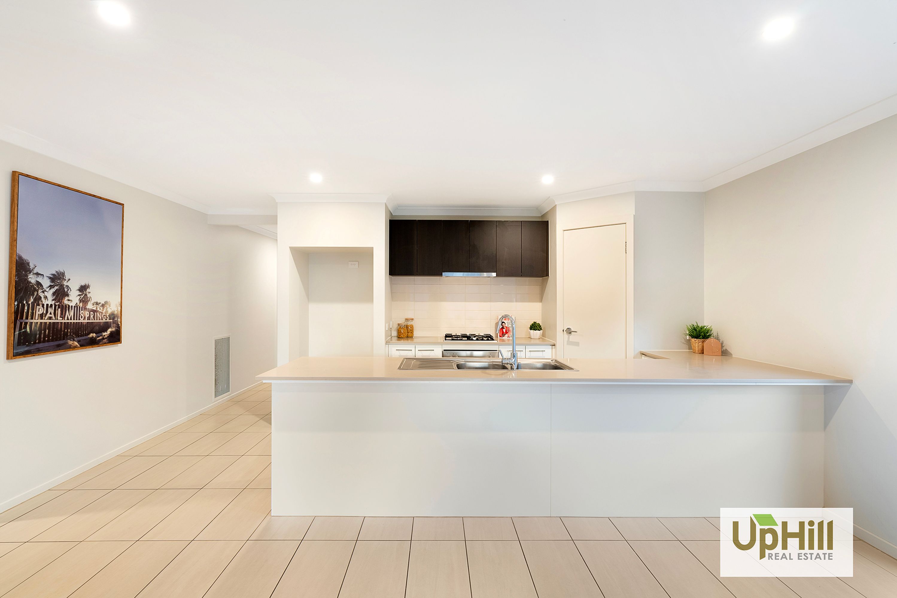 42 Merrin Circuit, Clyde North - Thumbnail 7