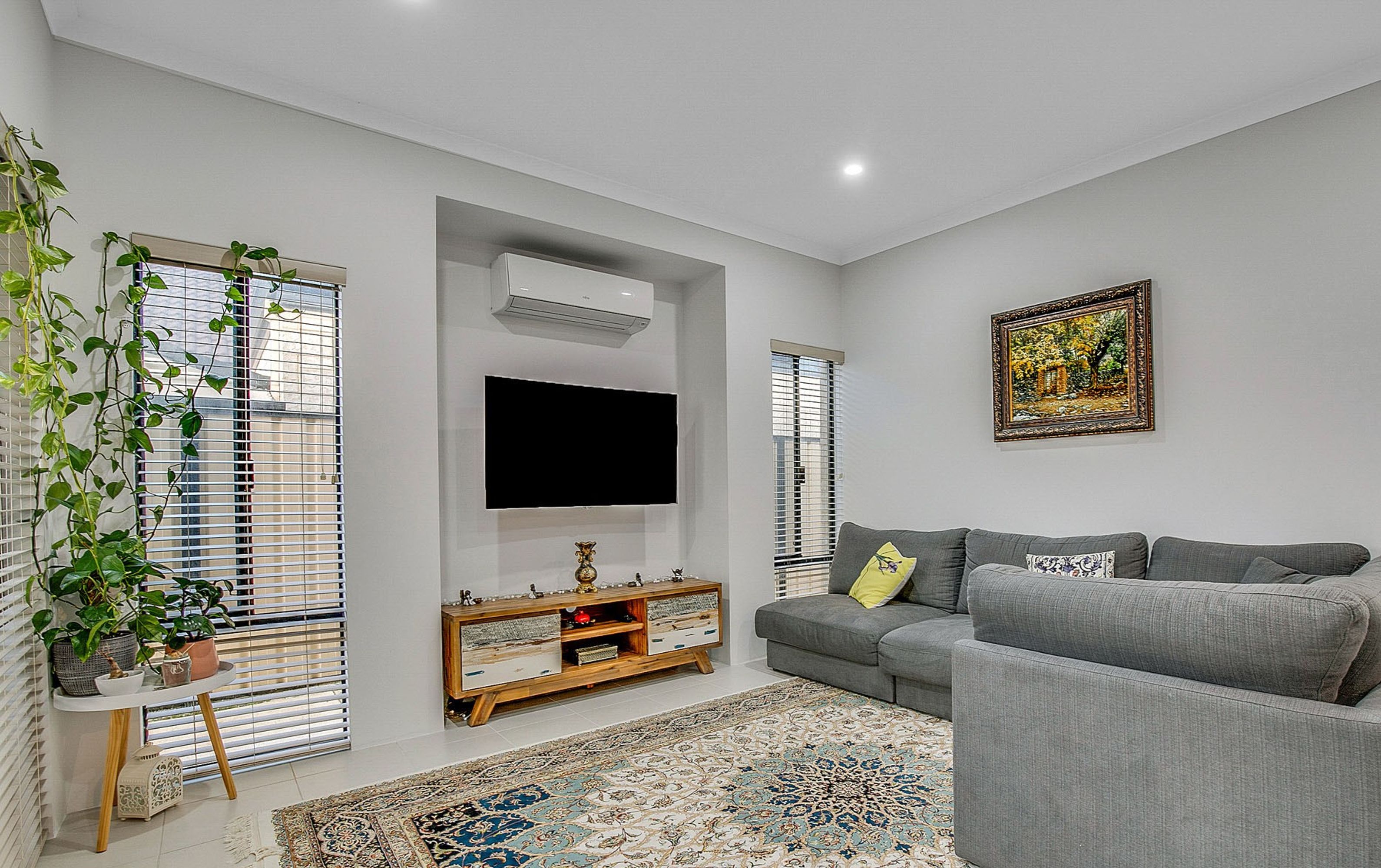 1 Bathurst Gardens, Darch - Thumbnail 3