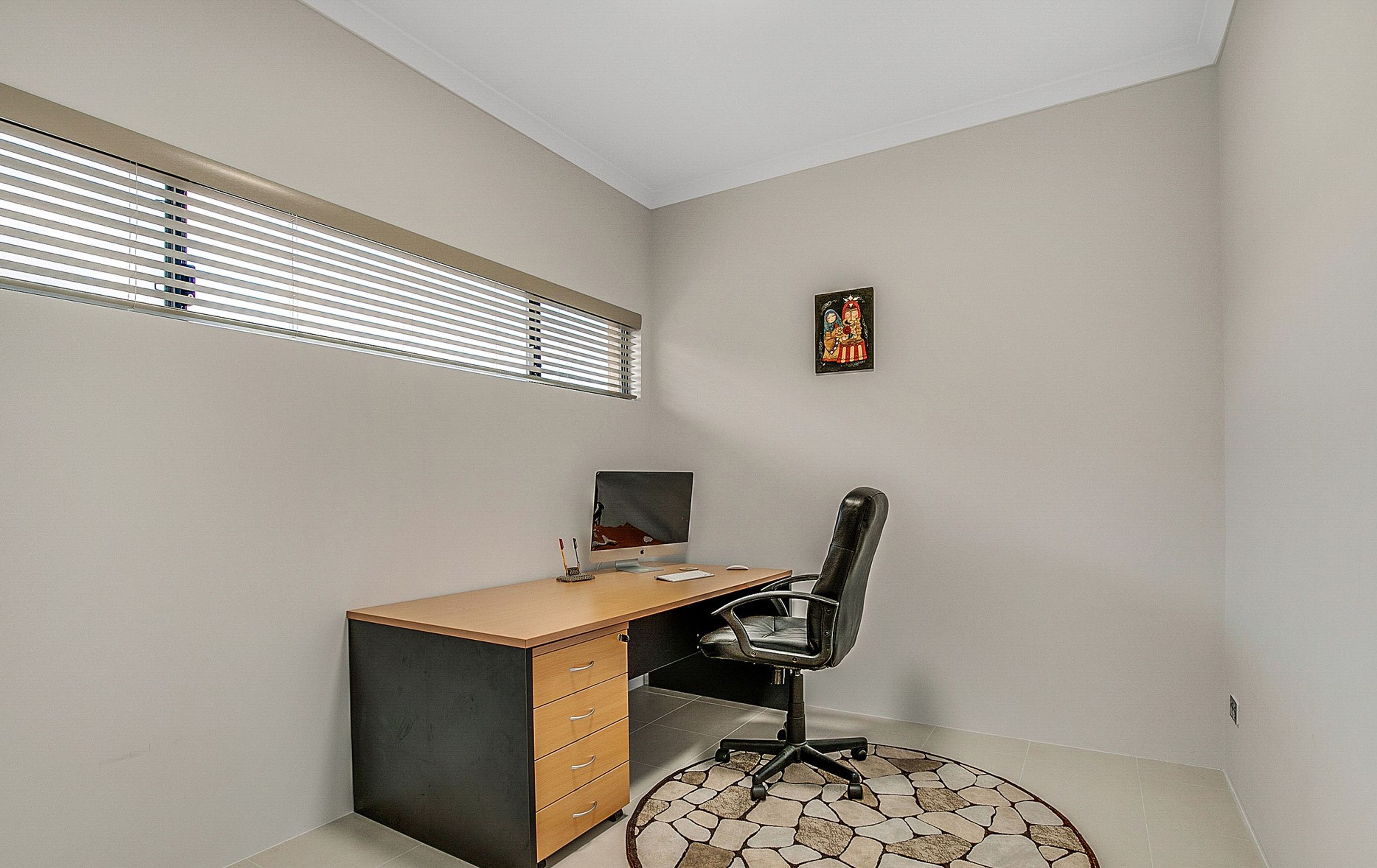 1 Bathurst Gardens, Darch - Thumbnail 8
